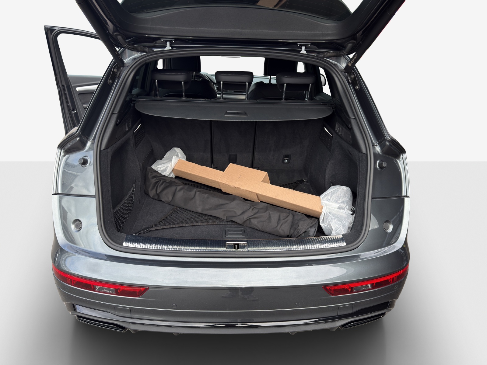 AUDI Q5 Sportback 40 TDI Blackedition quattro S-tronic-image-12