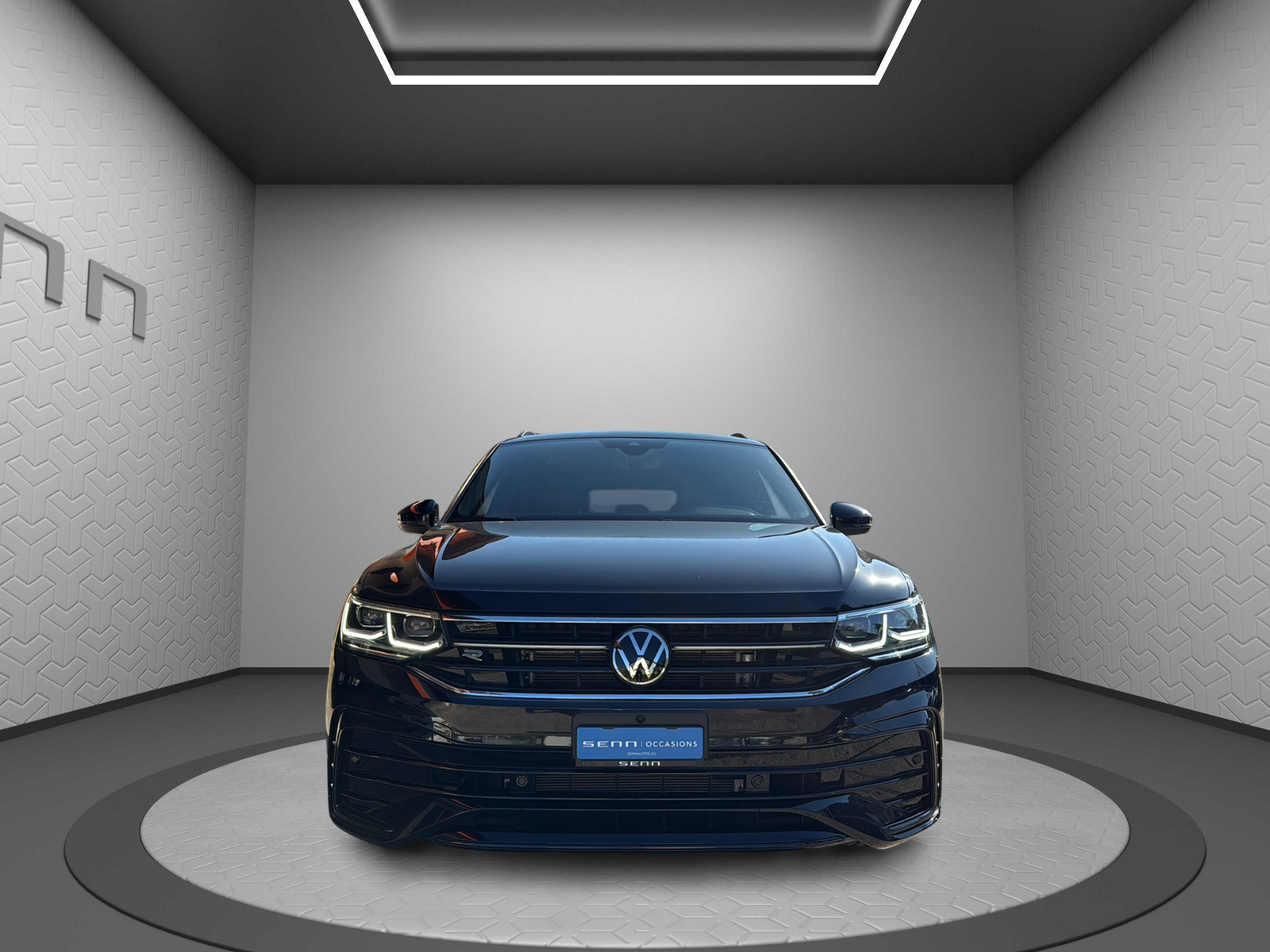 VW Tiguan Allspace 2.0TSI R-Line 4Motion DSG-image-1
