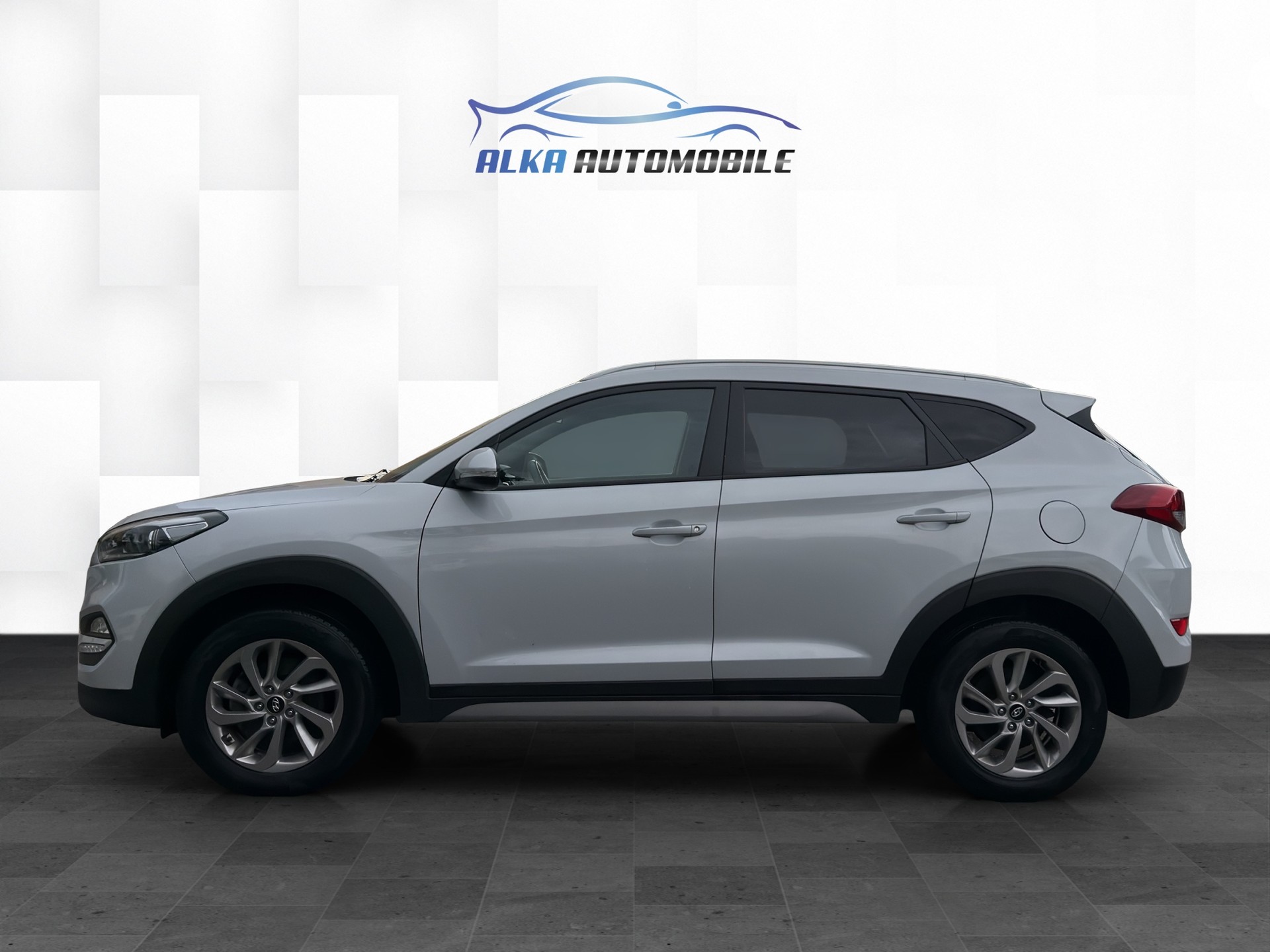 HYUNDAI Tucson 2.0 CRDI Vertex 4WD Automatic-image-2