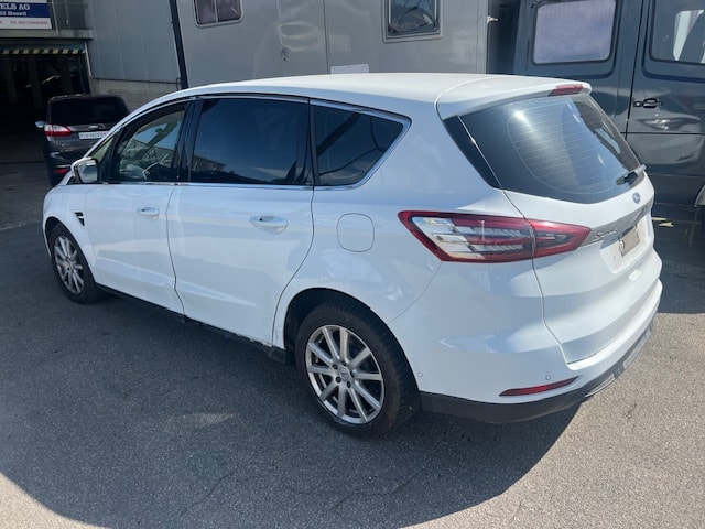 FORD S-Max 2.0 TDCi Titanium PowerShift-image-2