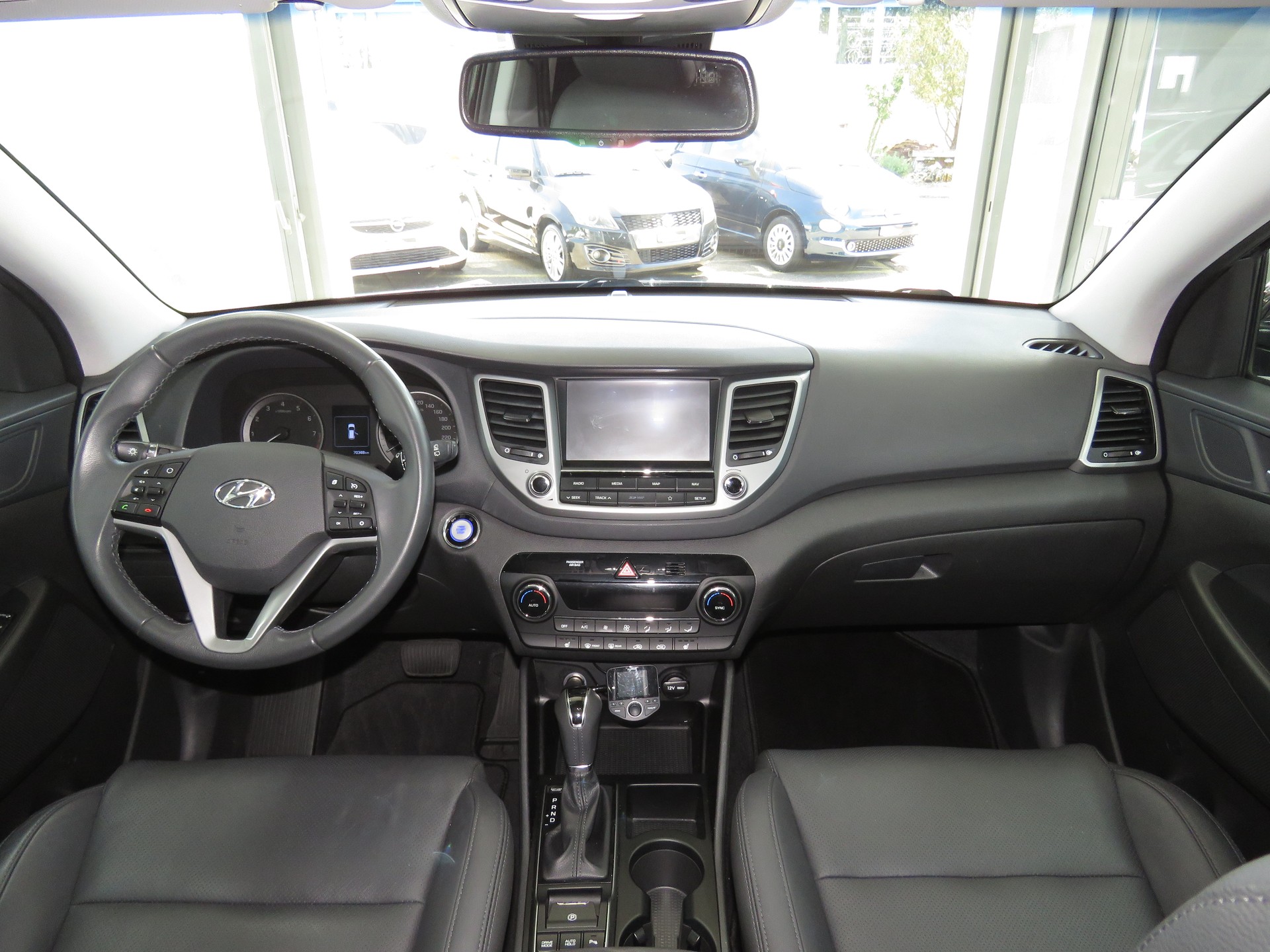 HYUNDAI Tucson 1.6 TGDI Vertex 4WD Automat-image-14