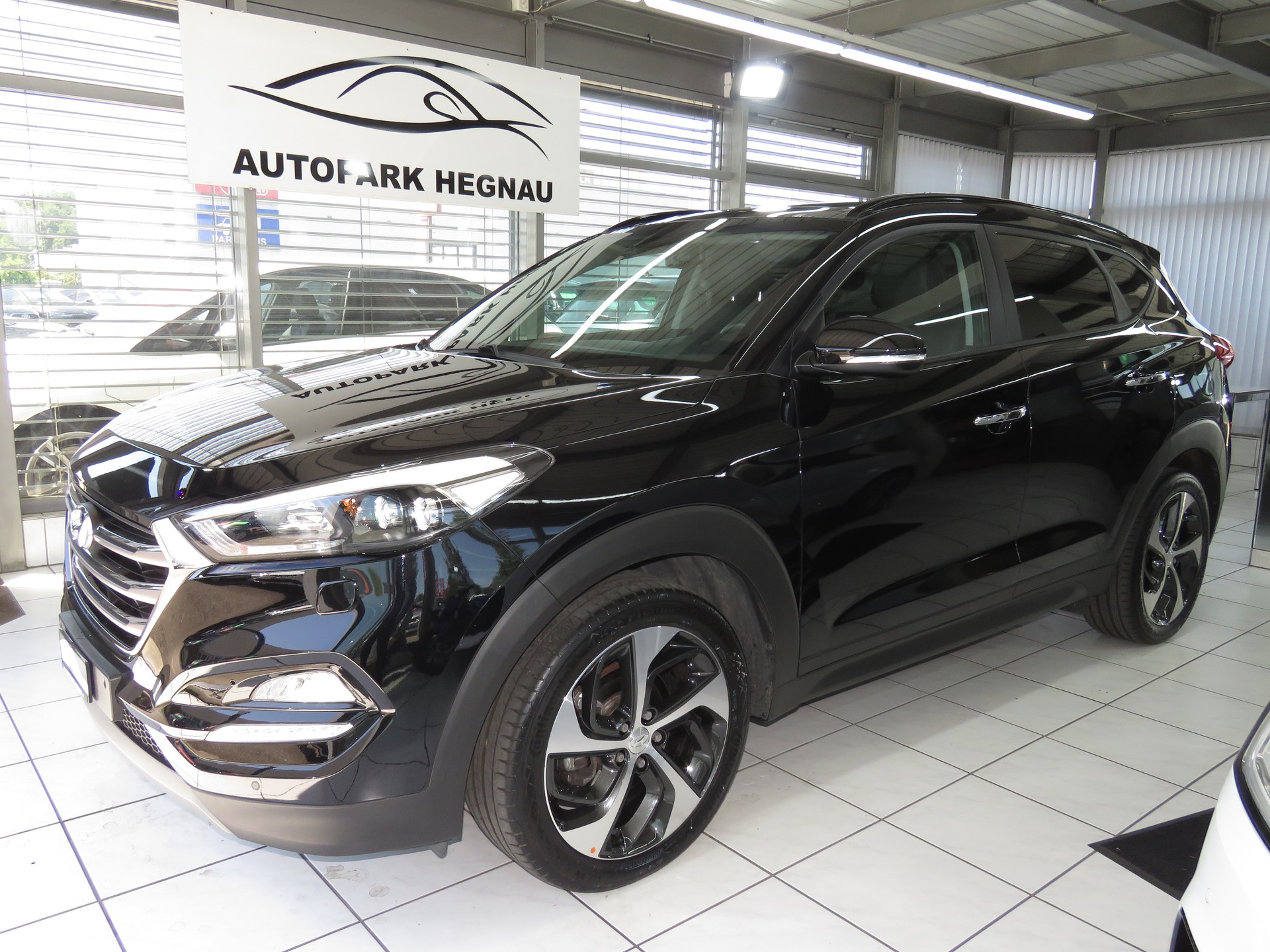 HYUNDAI Tucson 1.6 TGDI Vertex 4WD Automatic