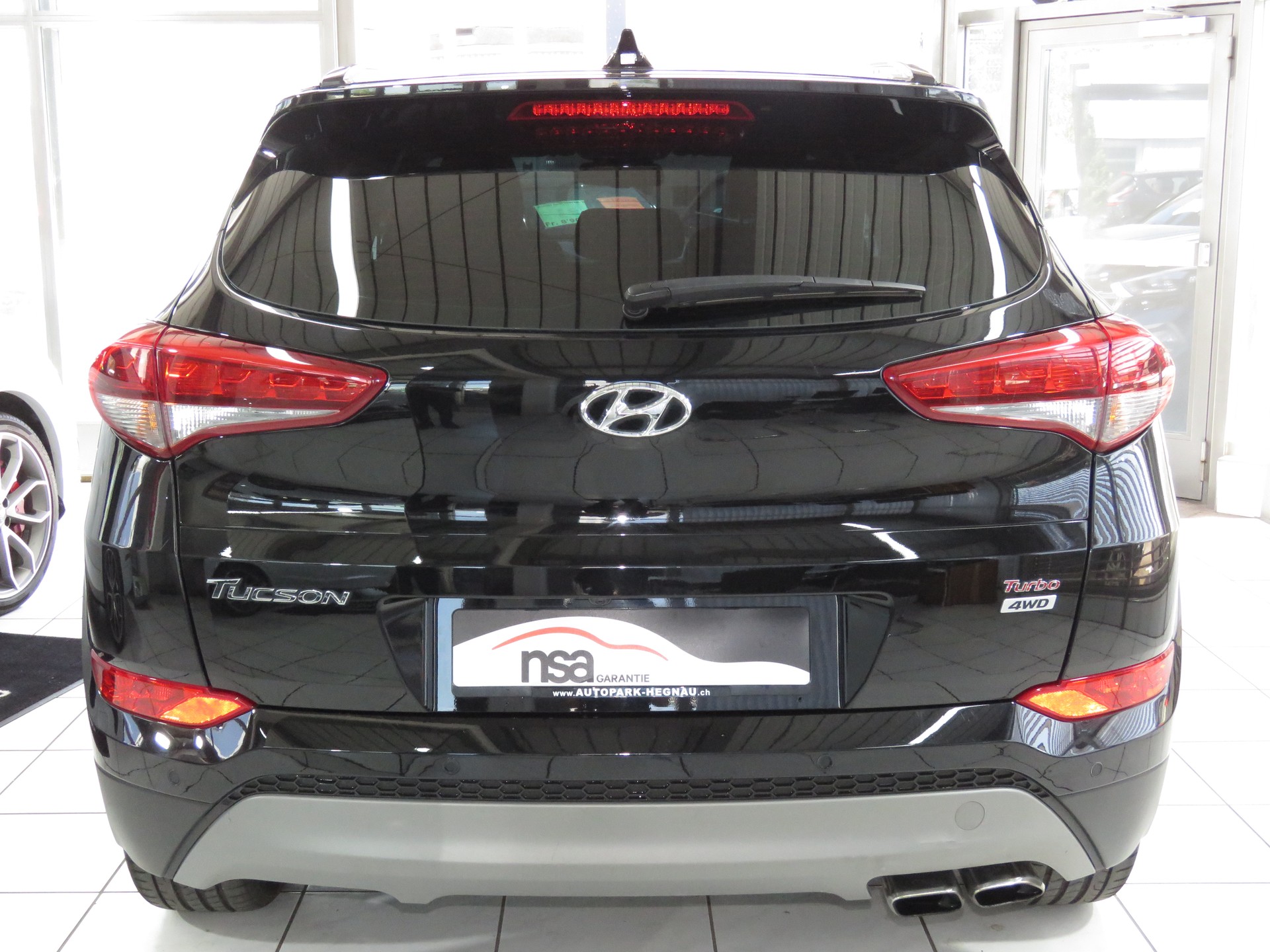 HYUNDAI Tucson 1.6 TGDI Vertex 4WD Automat-image-4