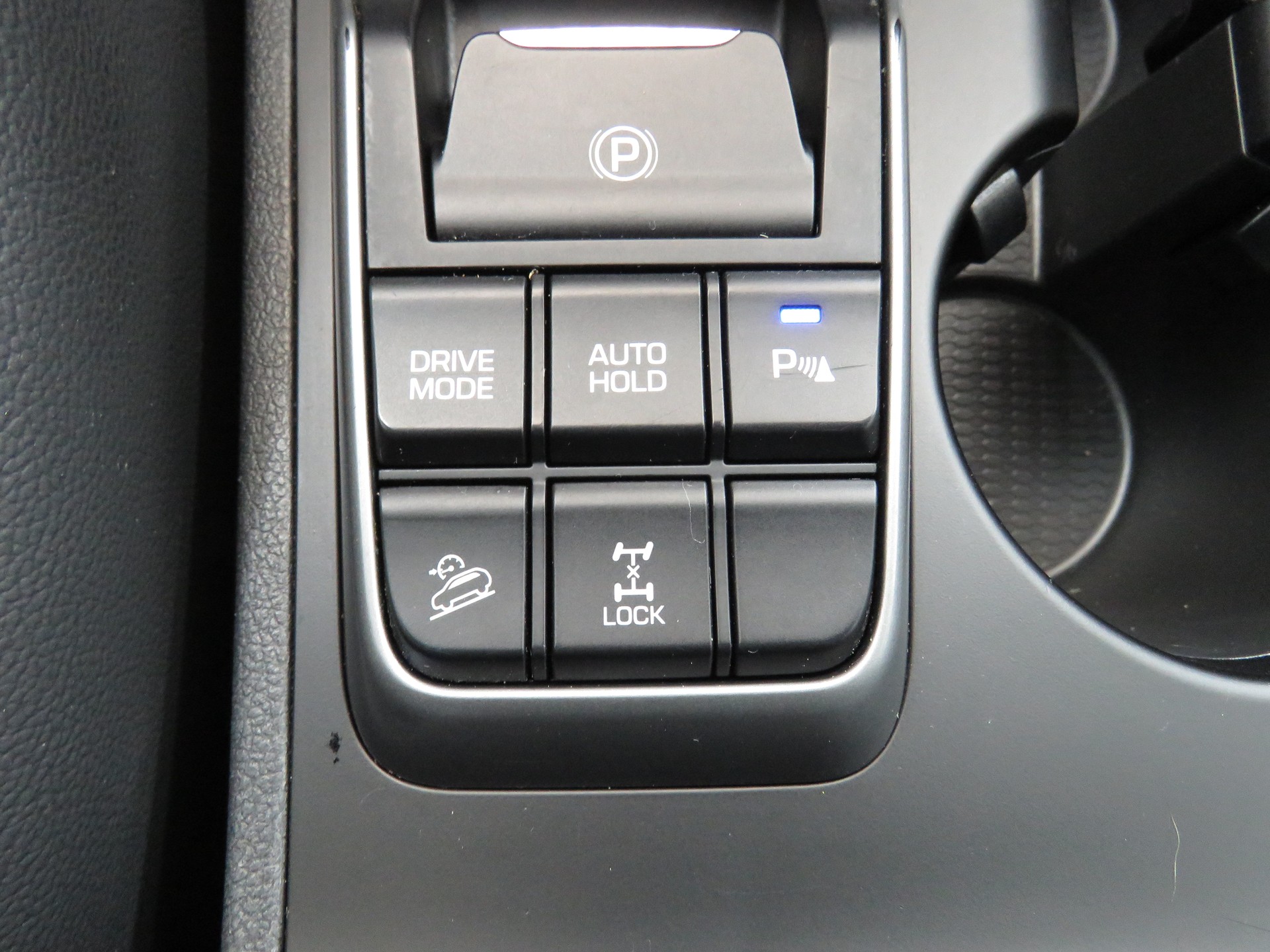 HYUNDAI Tucson 1.6 TGDI Vertex 4WD Automat-image-18