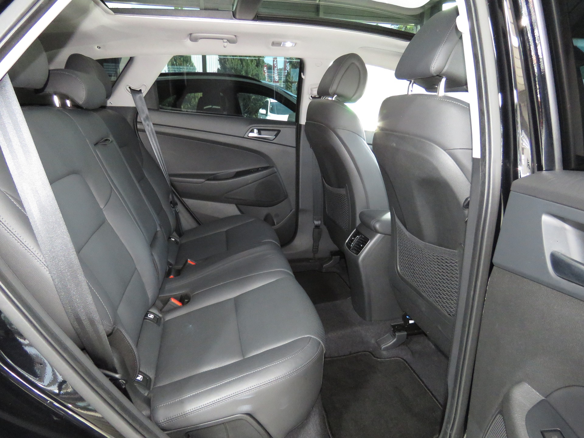 HYUNDAI Tucson 1.6 TGDI Vertex 4WD Automat-image-13
