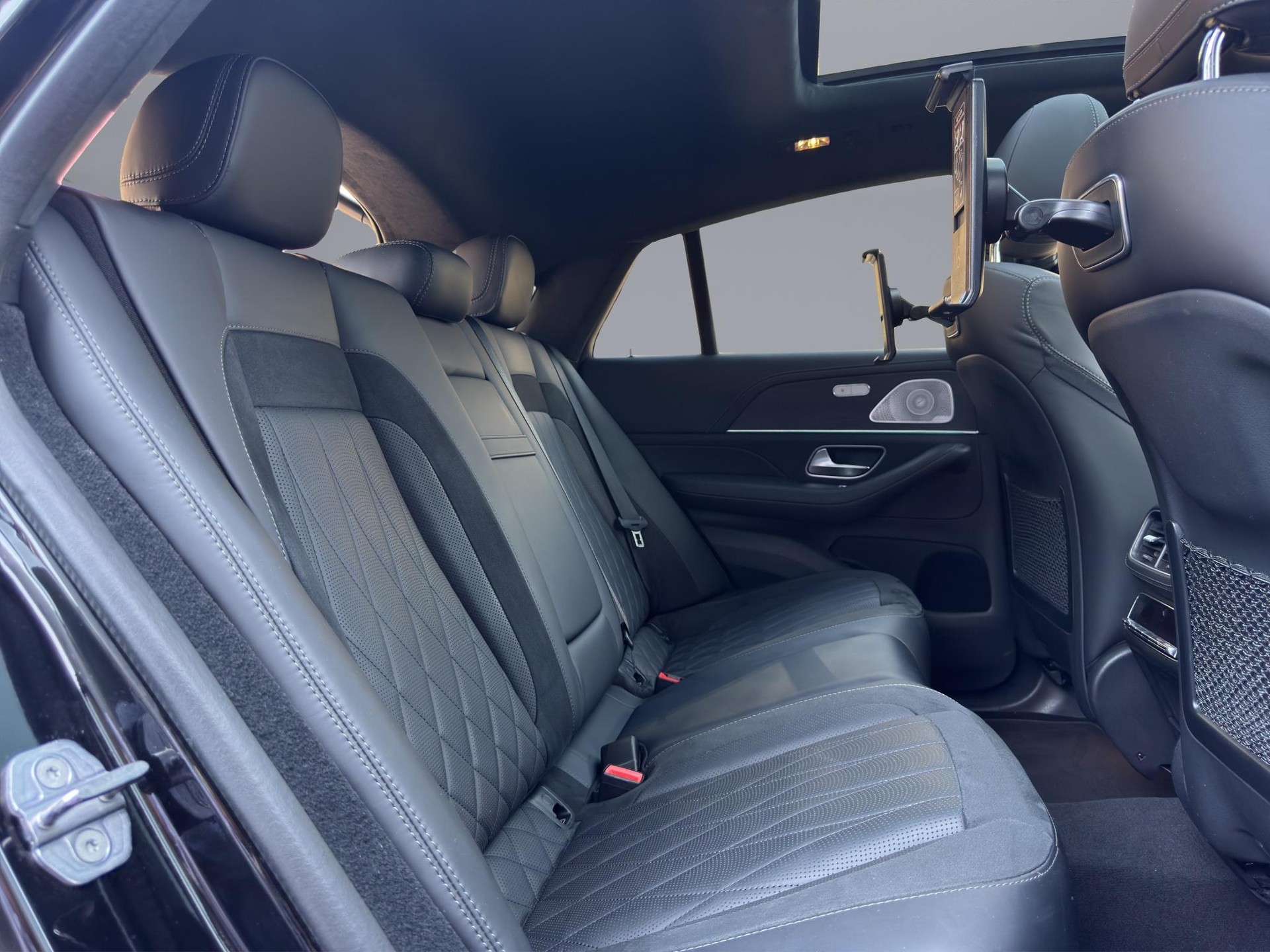 MERCEDES-BENZ GLE 63 S AMG 4matic+ Coupé-image-14