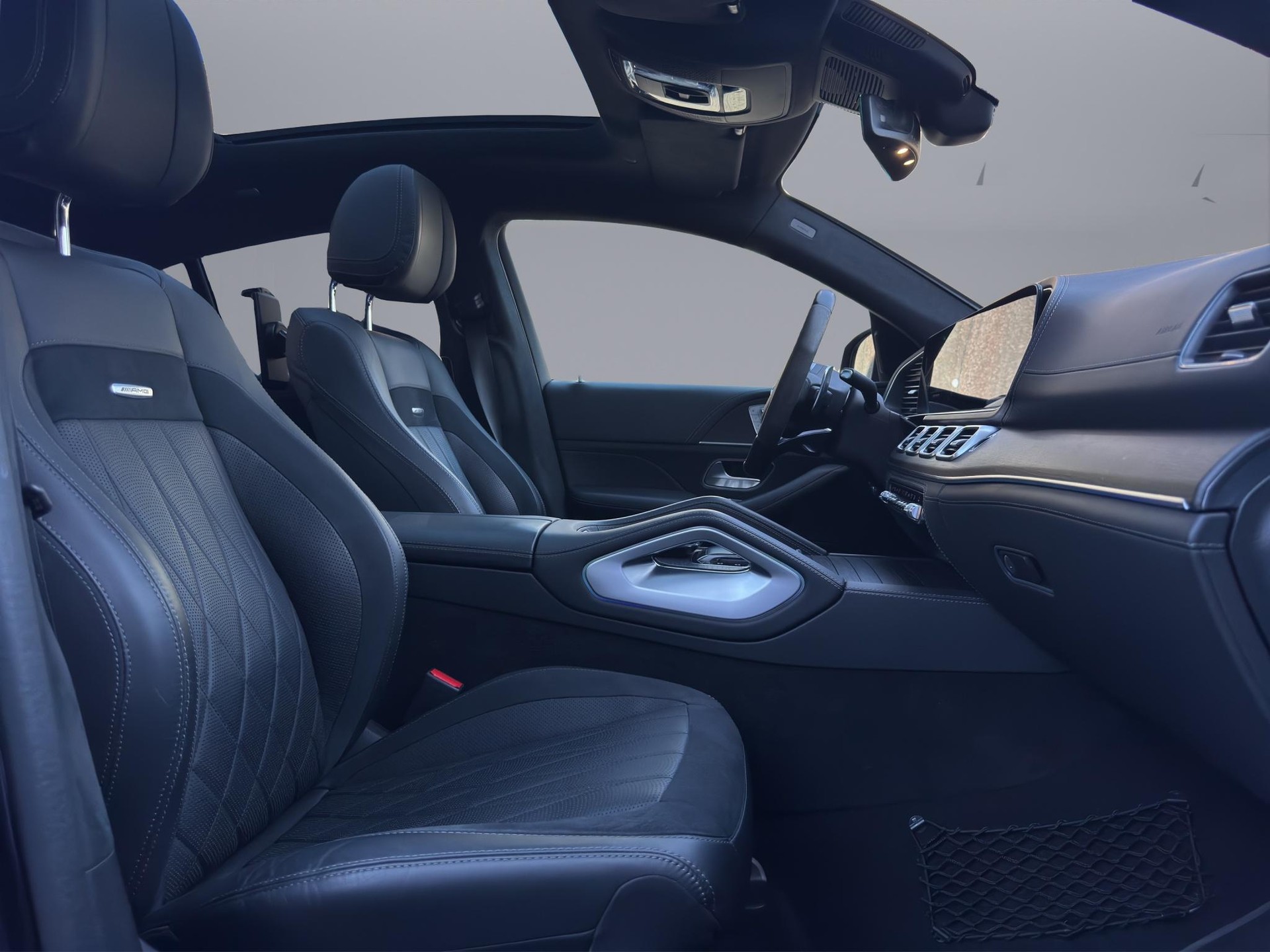 MERCEDES-BENZ GLE 63 S AMG 4matic+ Coupé-image-13
