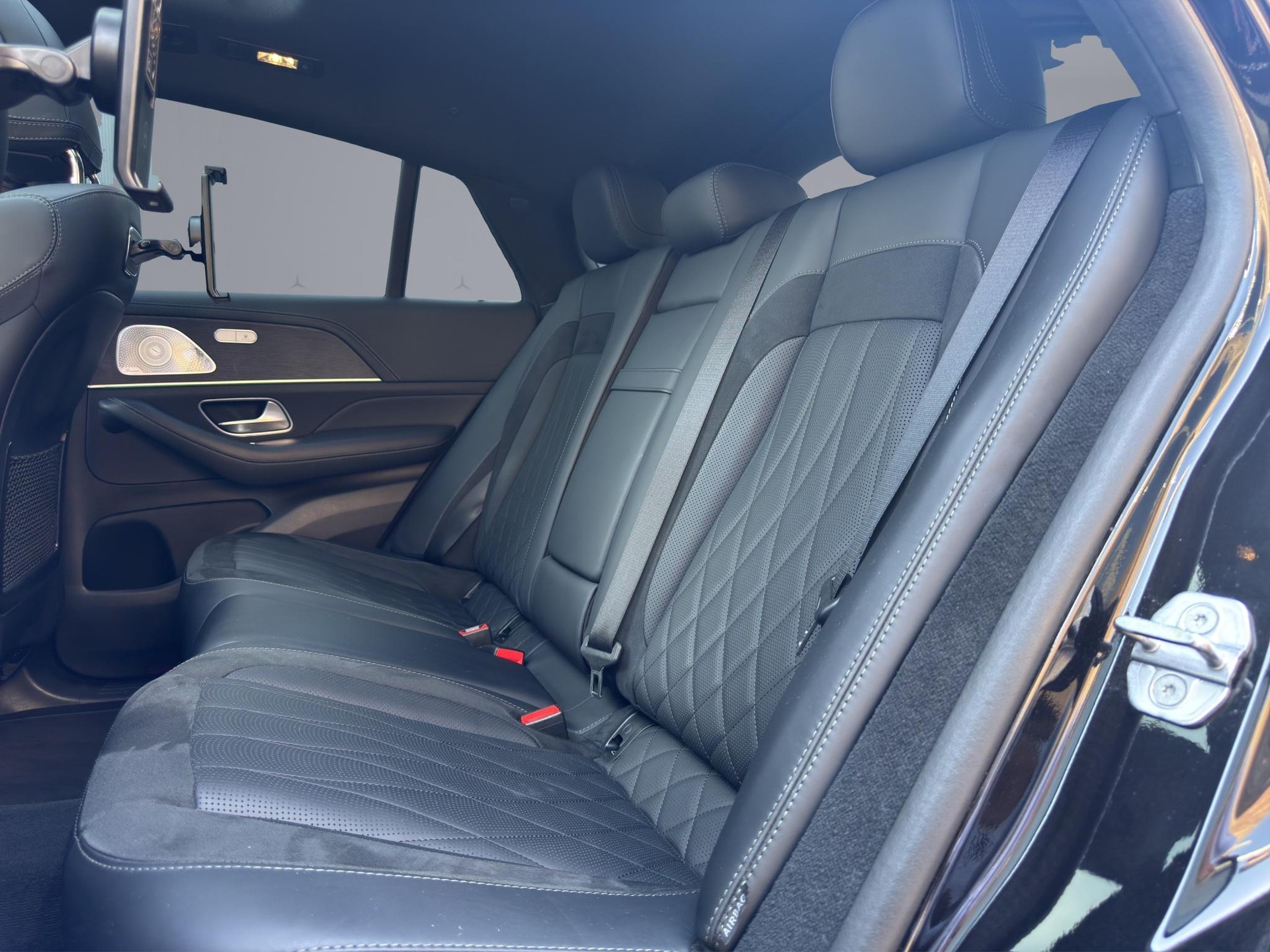 MERCEDES-BENZ GLE 63 S AMG 4matic+ Coupé-image-10