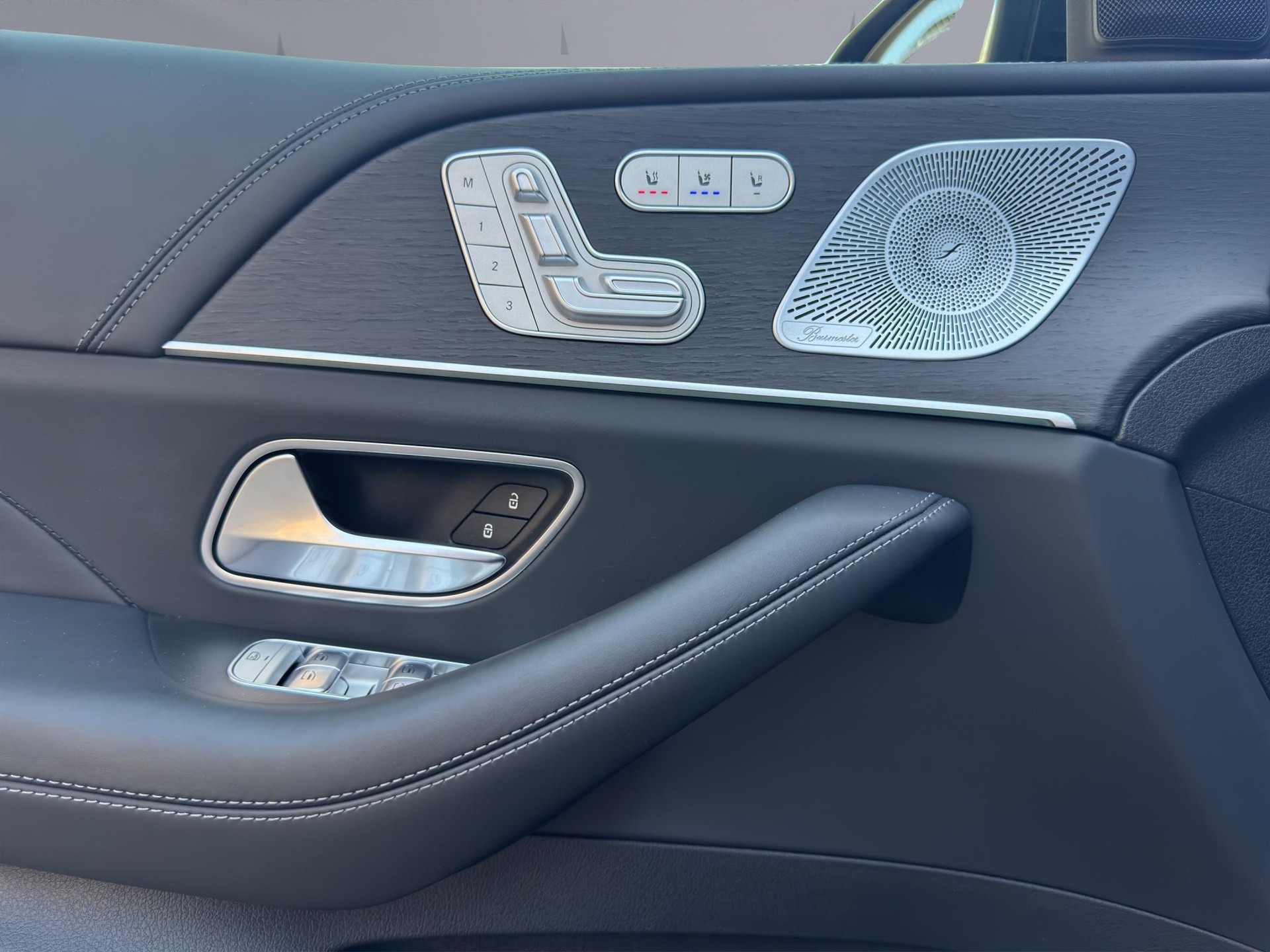 MERCEDES-BENZ GLE 63 S AMG 4matic+ Coupé-image-19