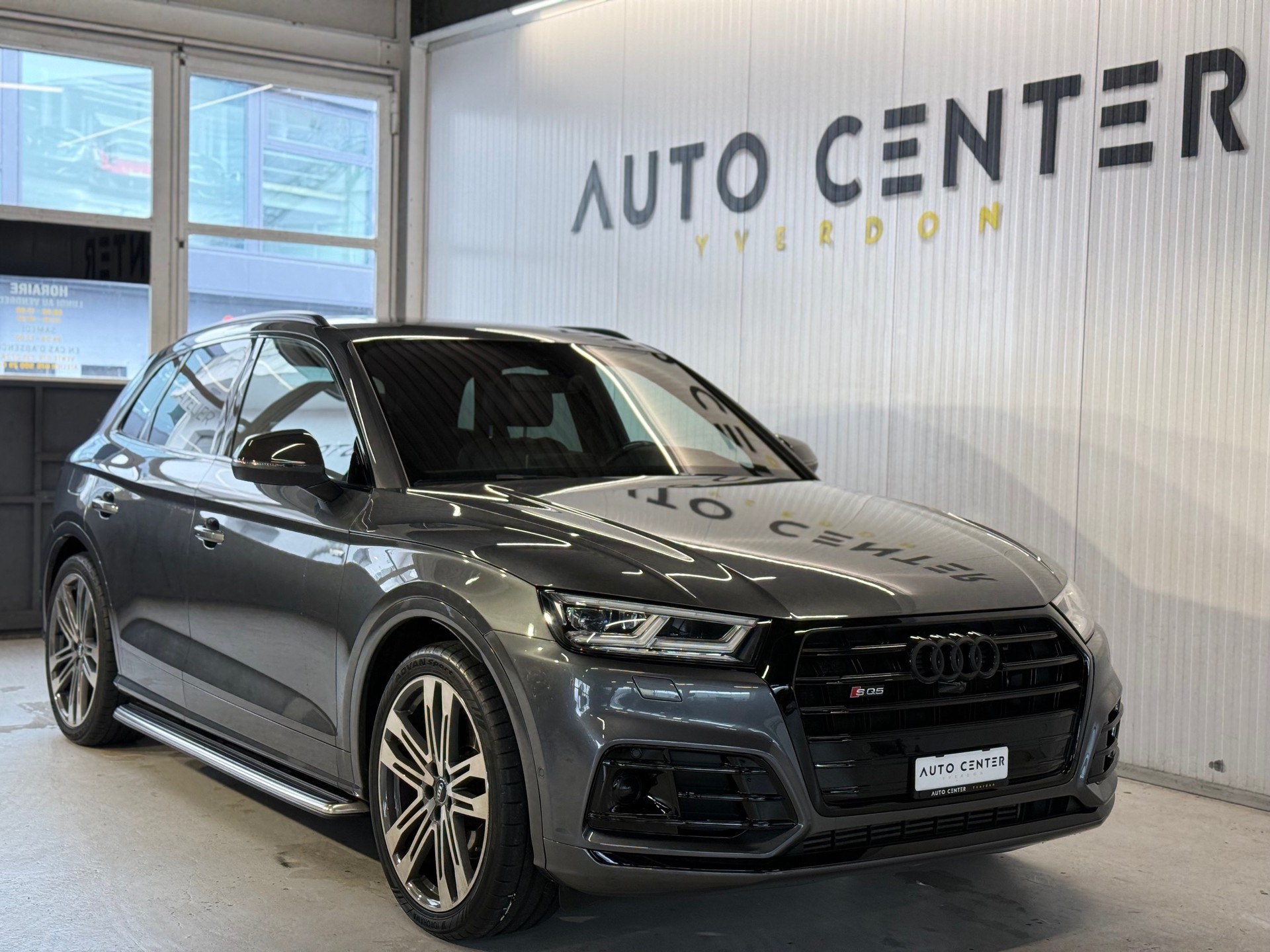 AUDI SQ5 3.0 TFSI quattro S-tronic-showroom-element-1
