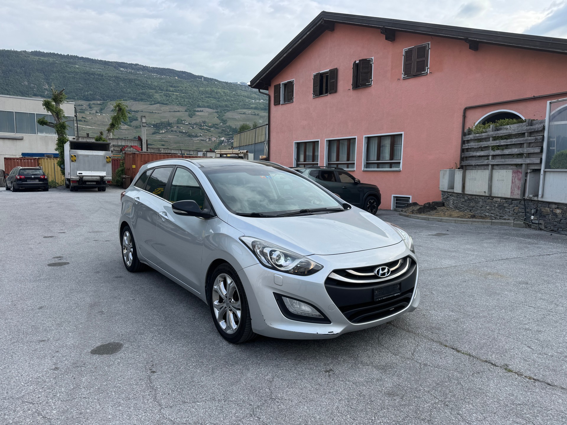 HYUNDAI 30 Wagon 1.6 CRDi Vertex-image-1