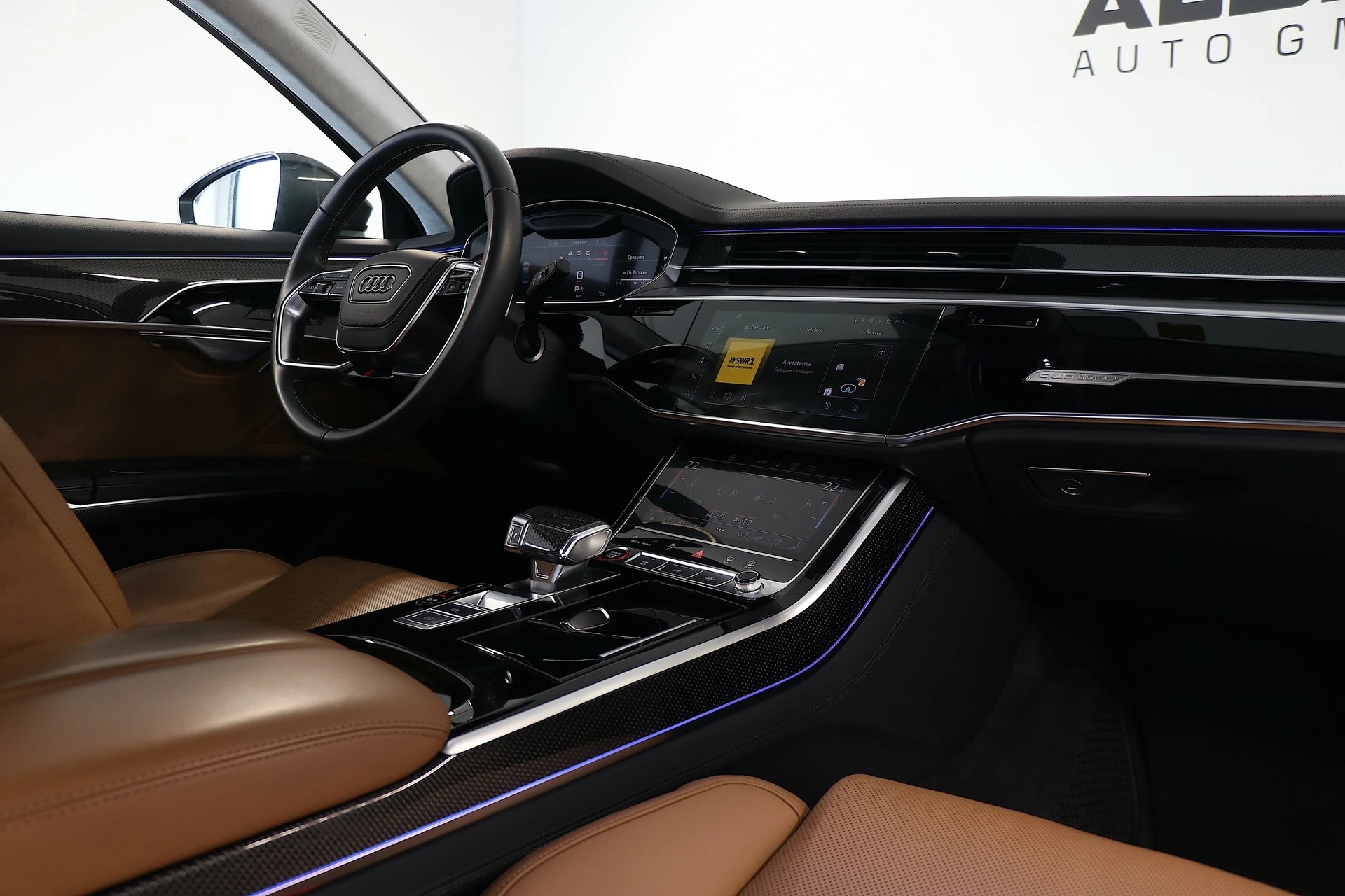 AUDI S8 4.0 V8 TFSI quattro tiptronic-image-14