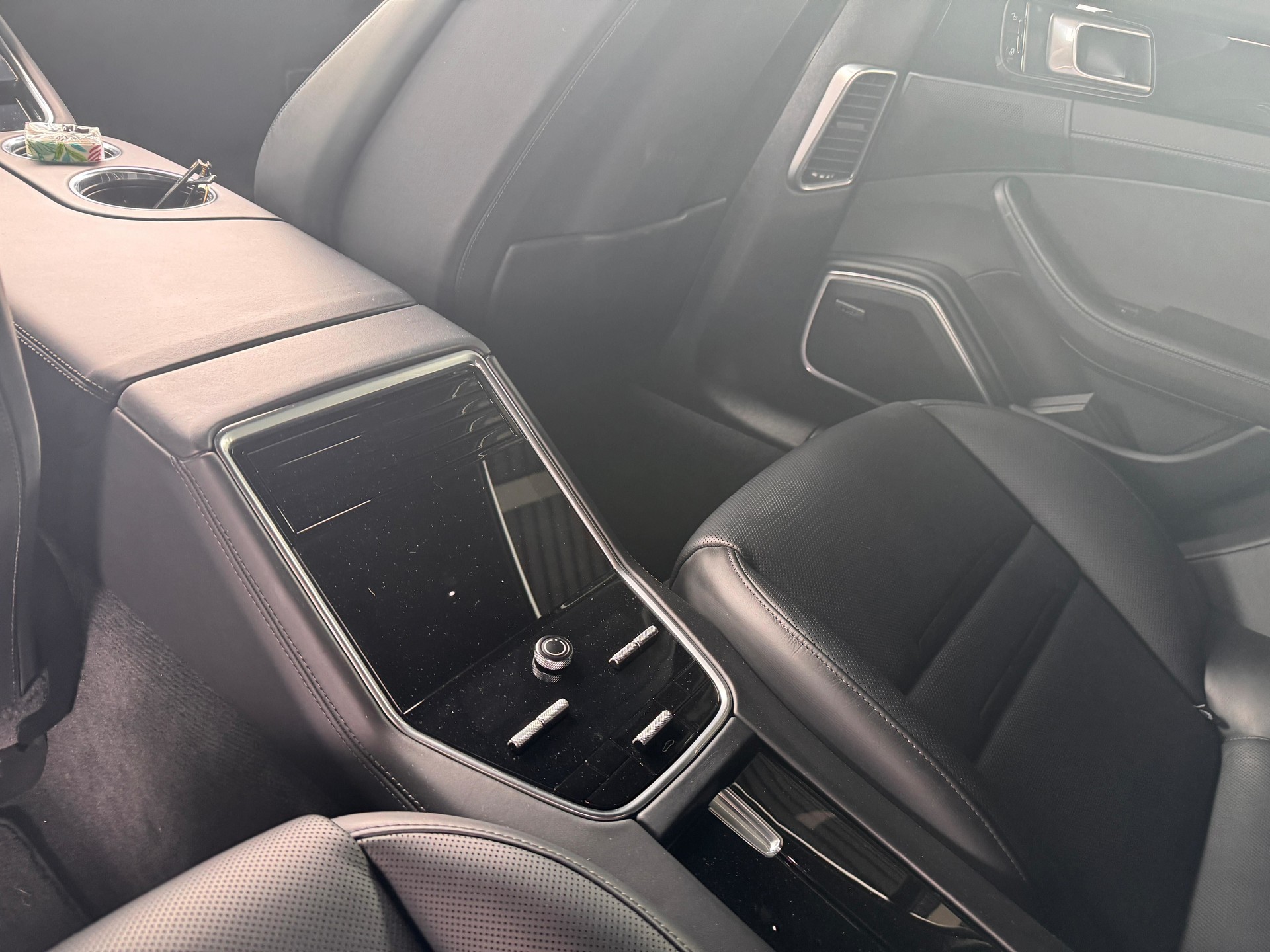 PORSCHE Panamera 4 E-Hybrid PDK-image-7