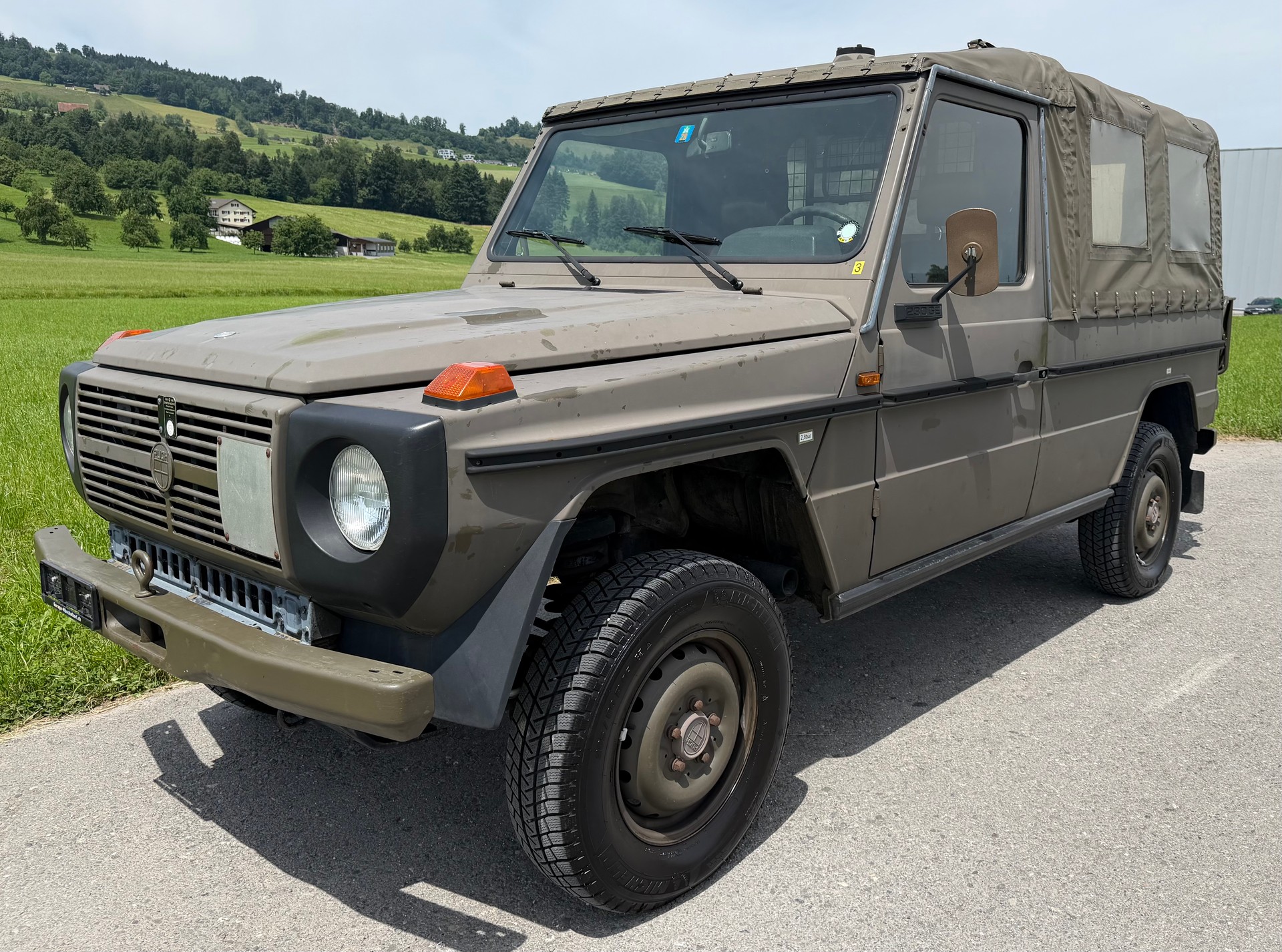 PUCH 230 GE 8 Plätzer-image-1
