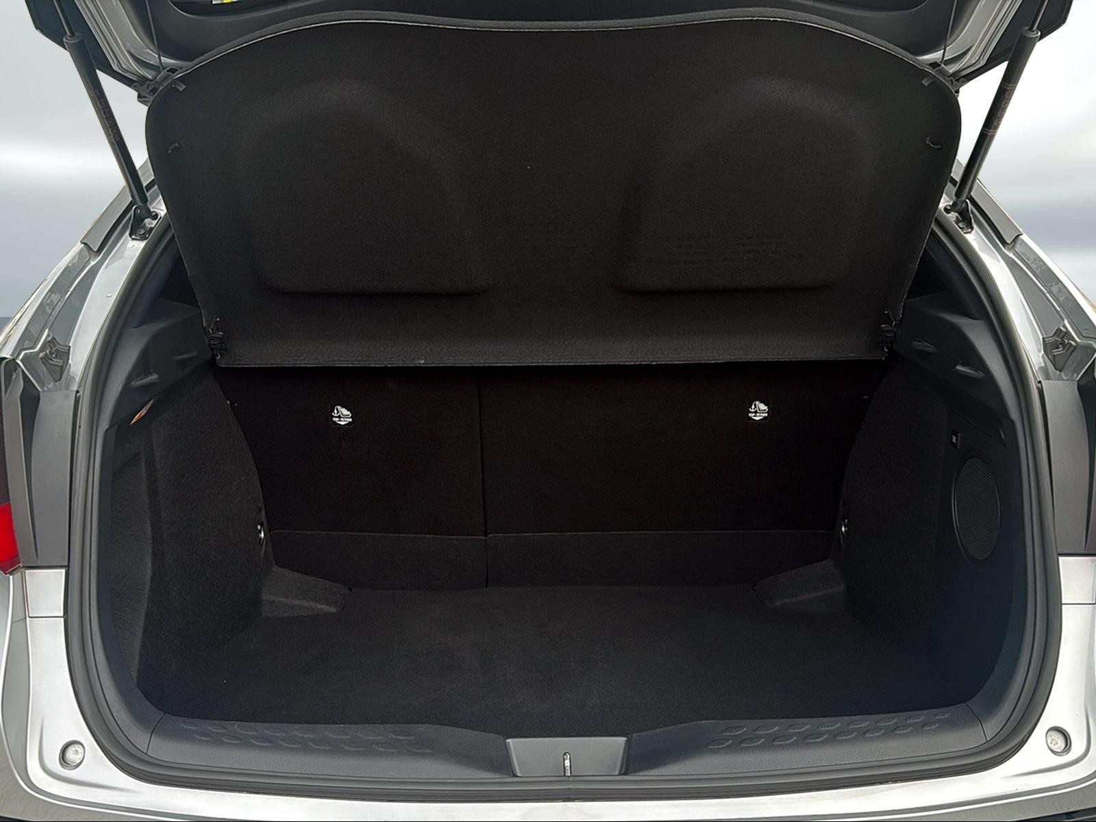 TOYOTA C-HR 1.8 VVTi HSD Trend-image-8