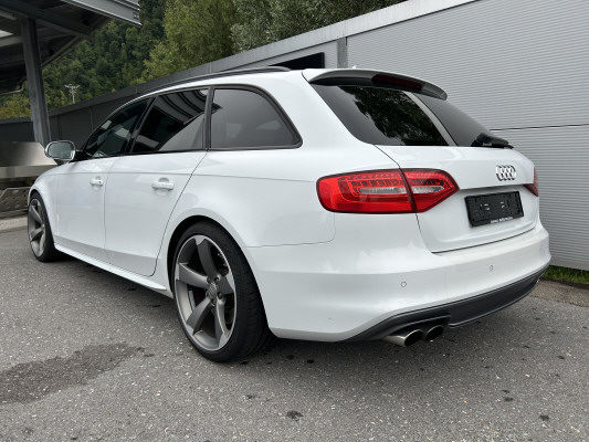 AUDI S4 Avant 3.0 TFSI quatt-image-3
