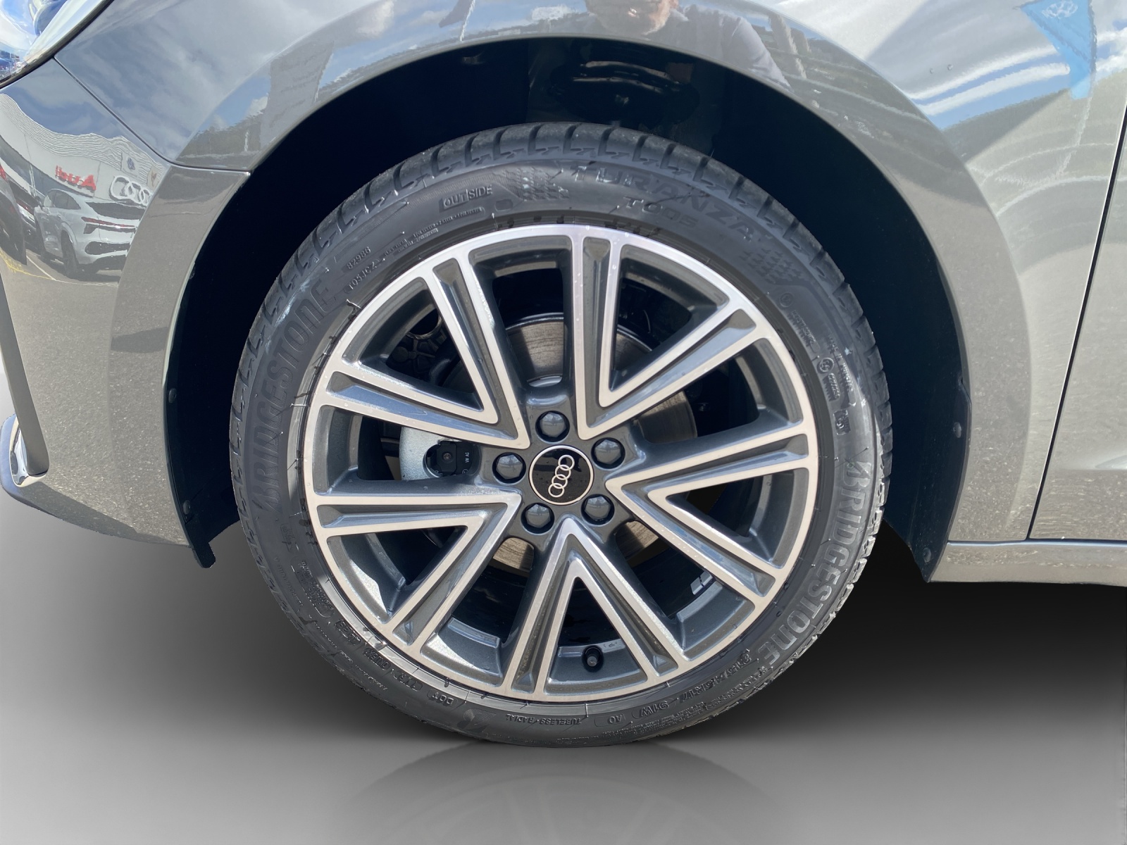 AUDI A1 Sportback 30 TFSI S Line Attraction S-tronic-image-13