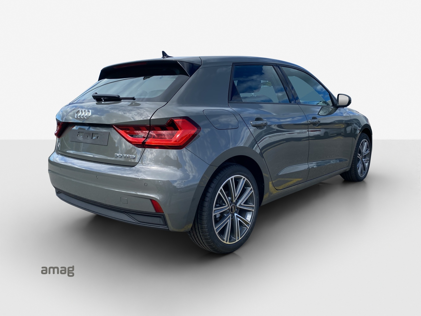 AUDI A1 Sportback 30 TFSI S Line Attraction S-tronic-image-4