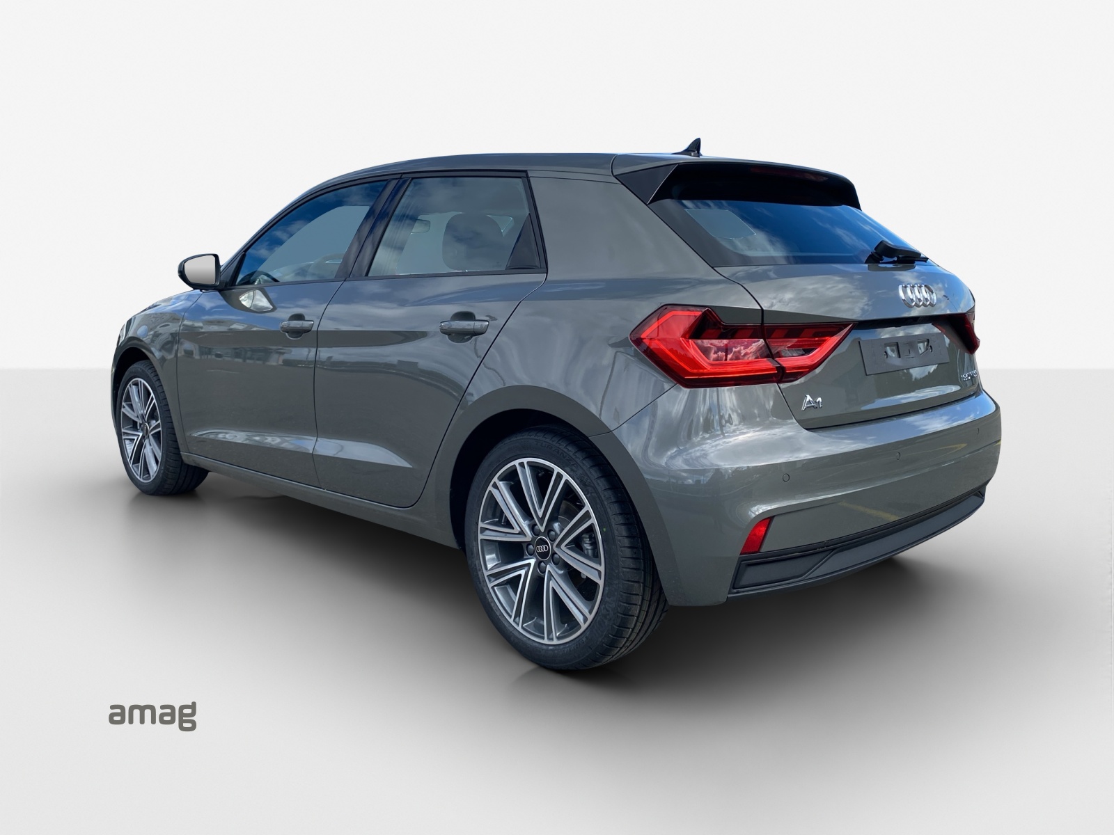 AUDI A1 Sportback 30 TFSI S Line Attraction S-tronic-image-2