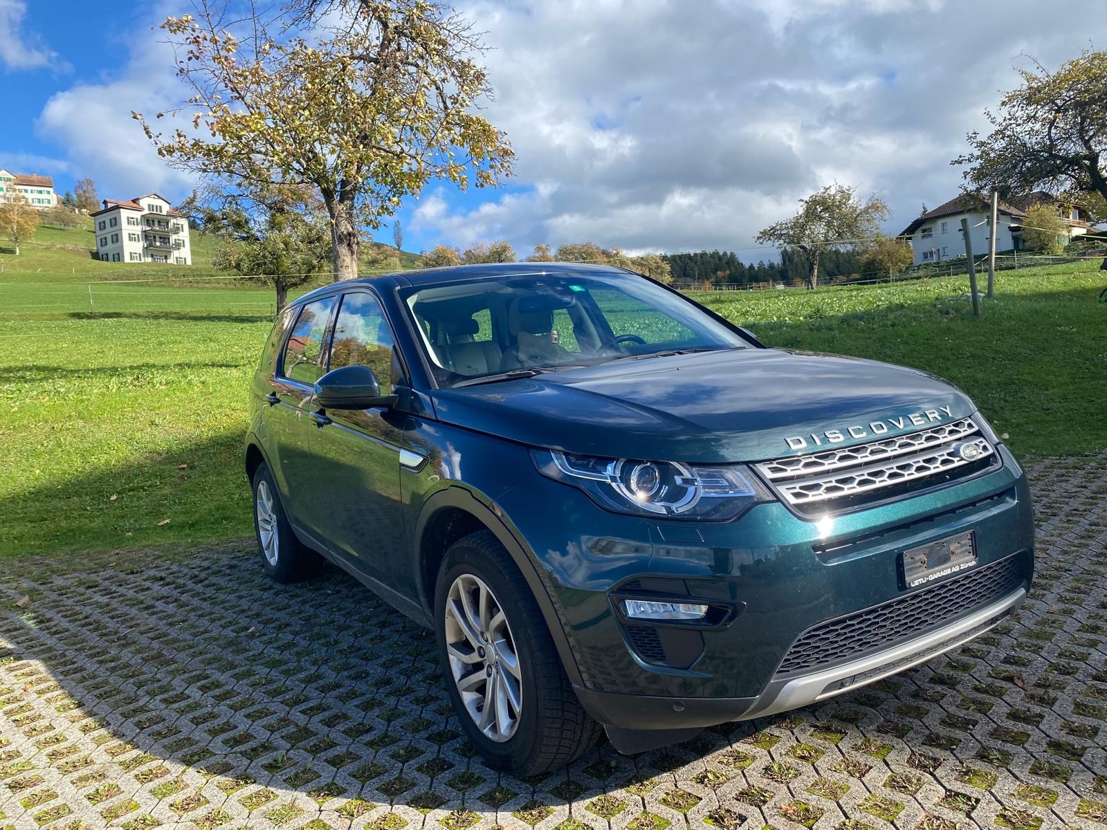 LAND ROVER Discovery Sport 2.0 TD4 HSE Luxury-image-0