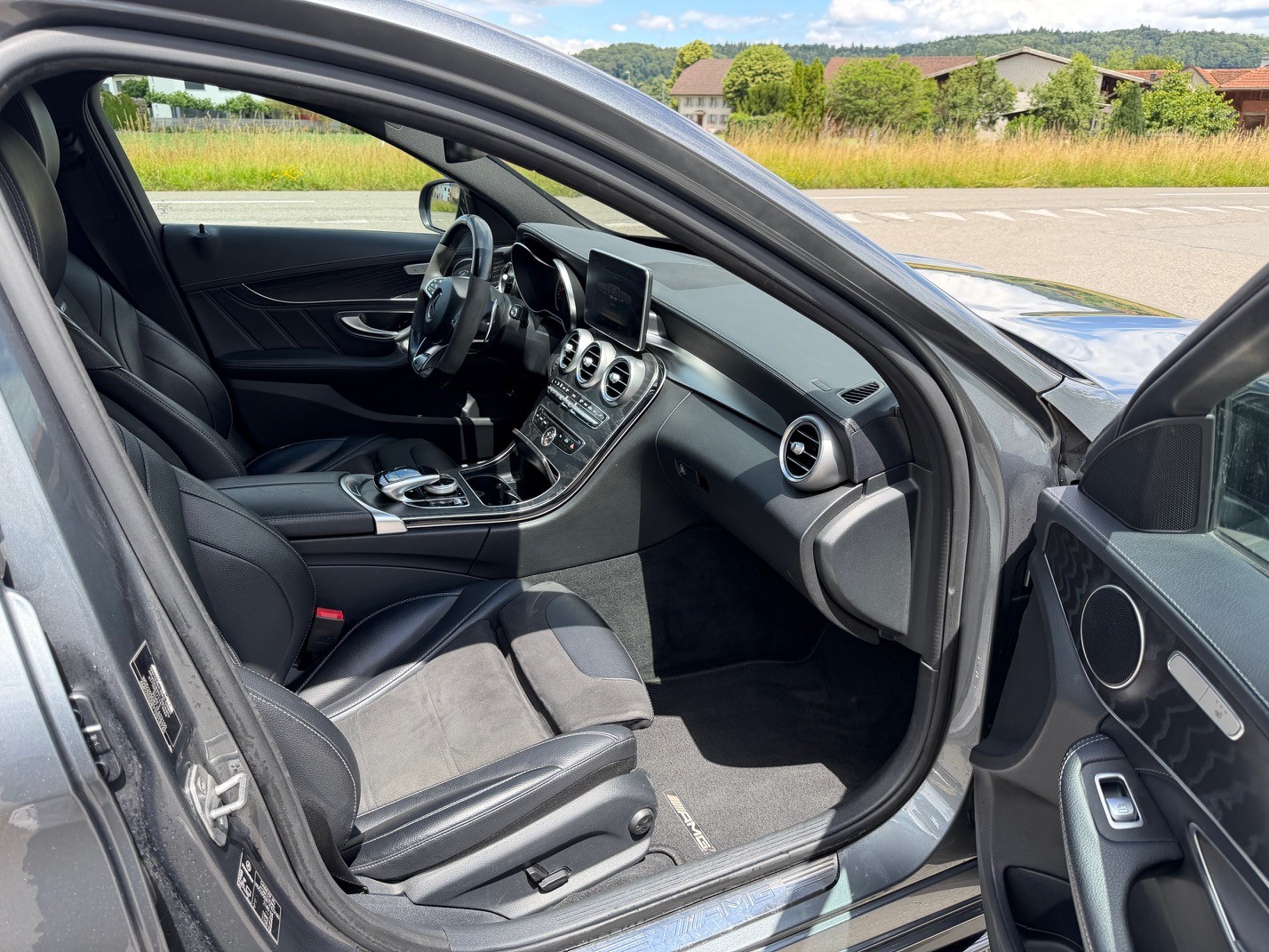MERCEDES-BENZ C 63 S AMG Speedshift-image-10