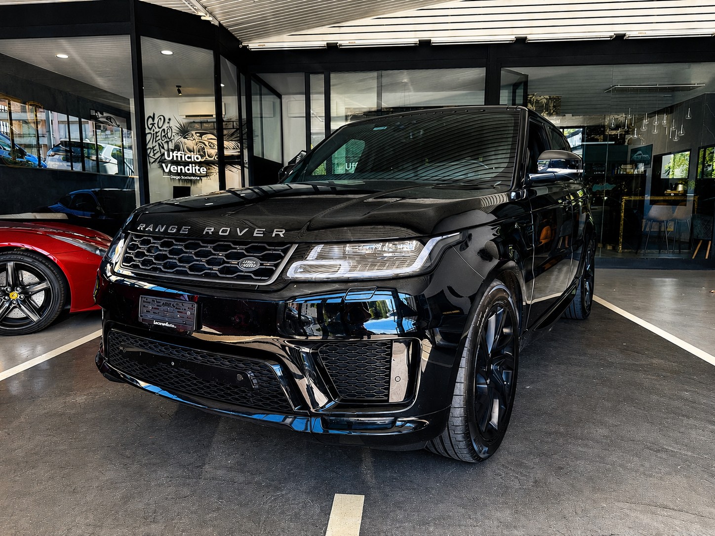 LAND ROVER Range Rover Sport 3.0 SDV6 HSE Dynamic Automatic-image-0
