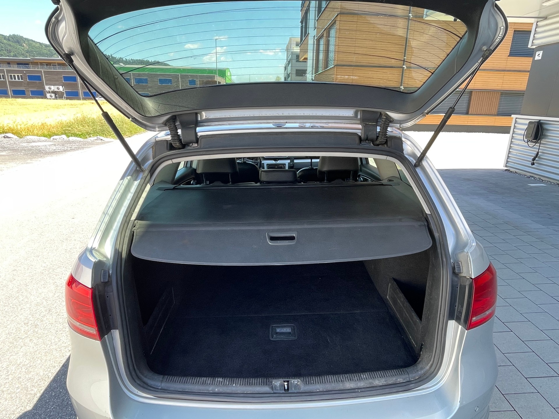 VW Passat Variant 2.0 TDI BMT Highline DSG-image-7