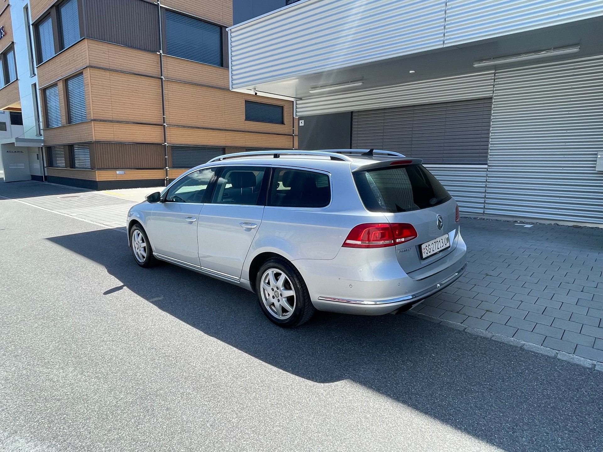 VW Passat Variant 2.0 TDI BMT Highline DSG-image-4