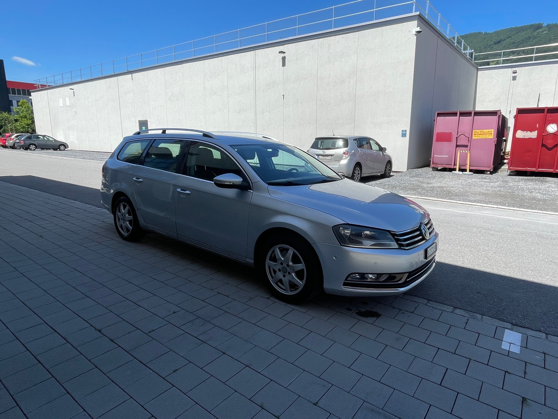 VW Passat Variant 2.0 TDI BMT Highline DSG-image-2