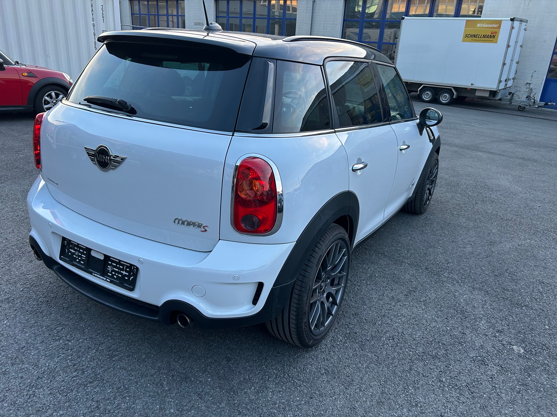 MINI Countryman Cooper S ALL4 Steptronic-image-4