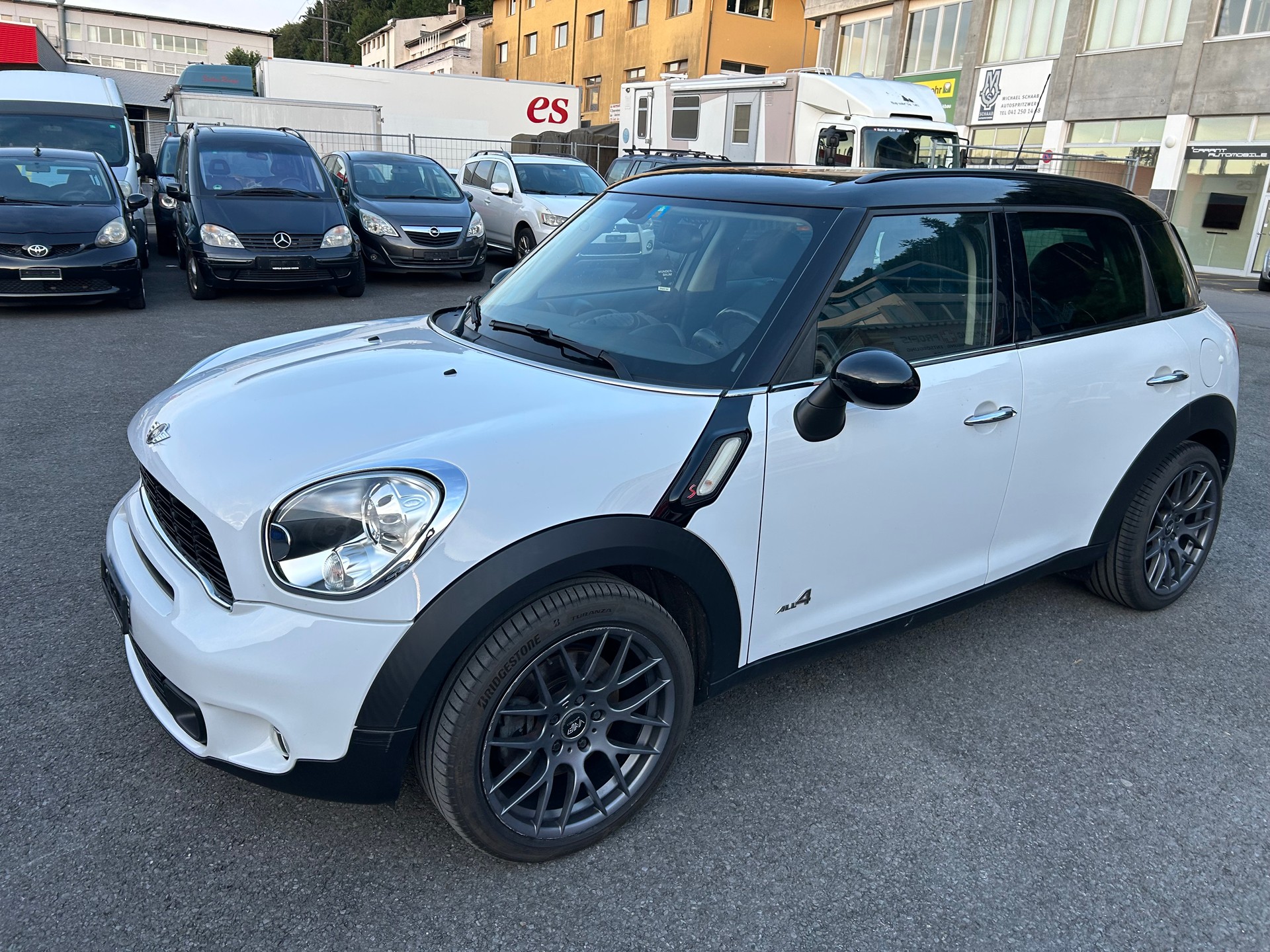MINI Countryman Cooper S ALL4 Steptronic-image-1