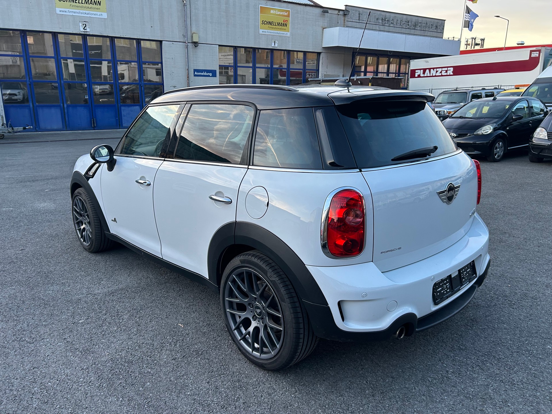 MINI Countryman Cooper S ALL4 Steptronic-image-3