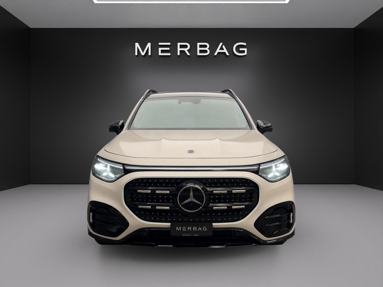 MERCEDES-BENZ GLB 220 4MATIC-image-1