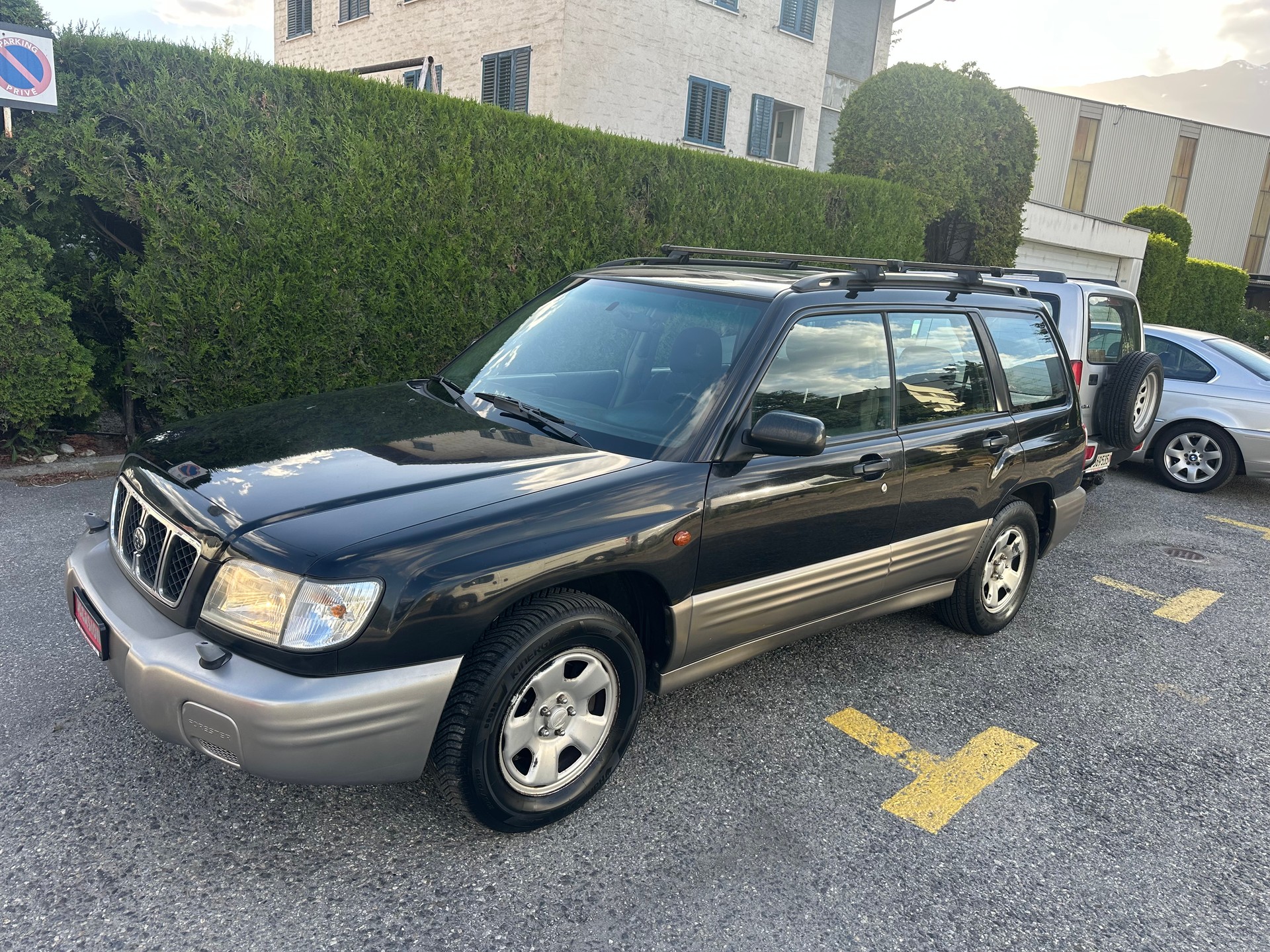 SUBARU FORESTER-image-0