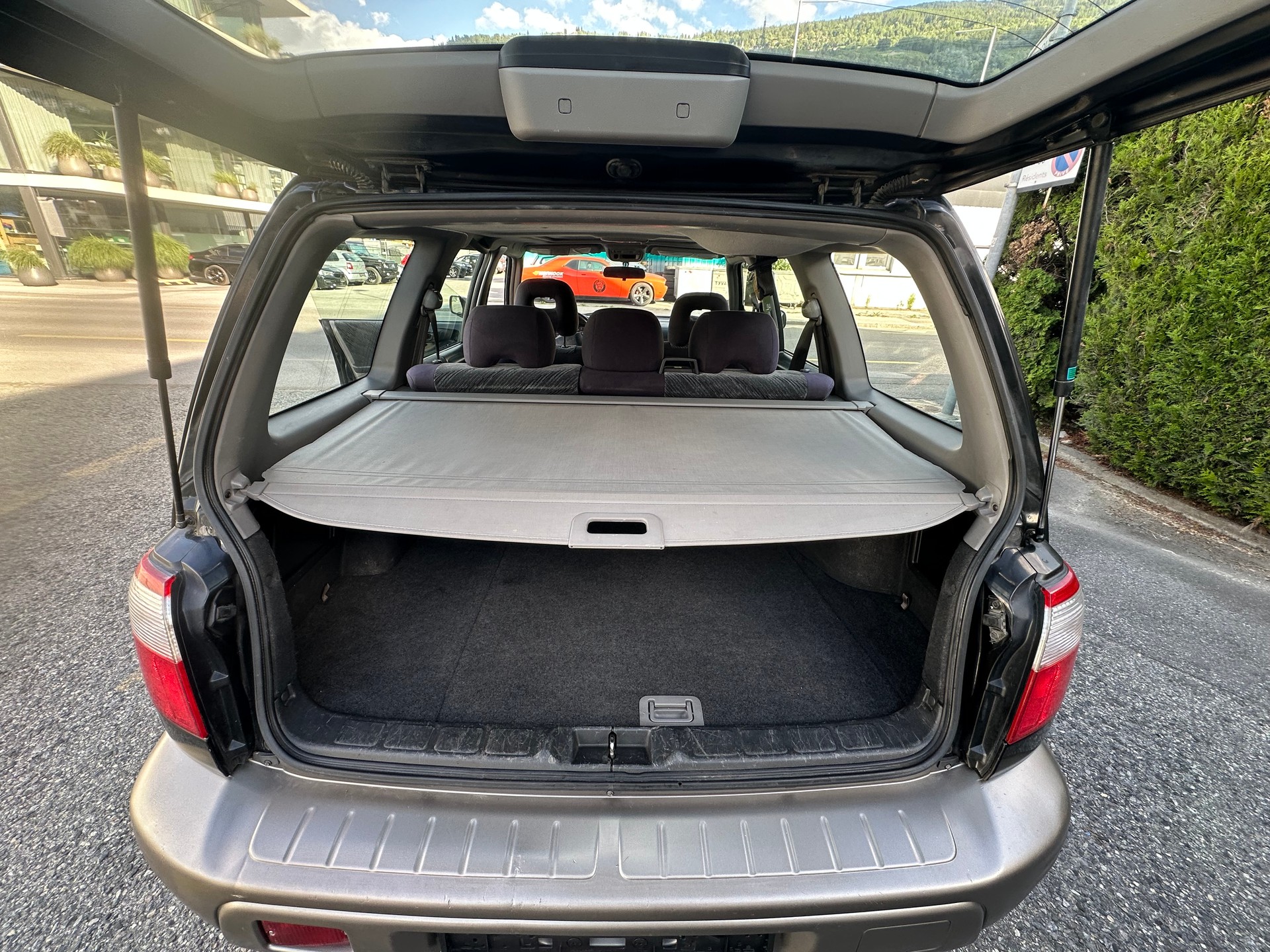 SUBARU FORESTER-image-11