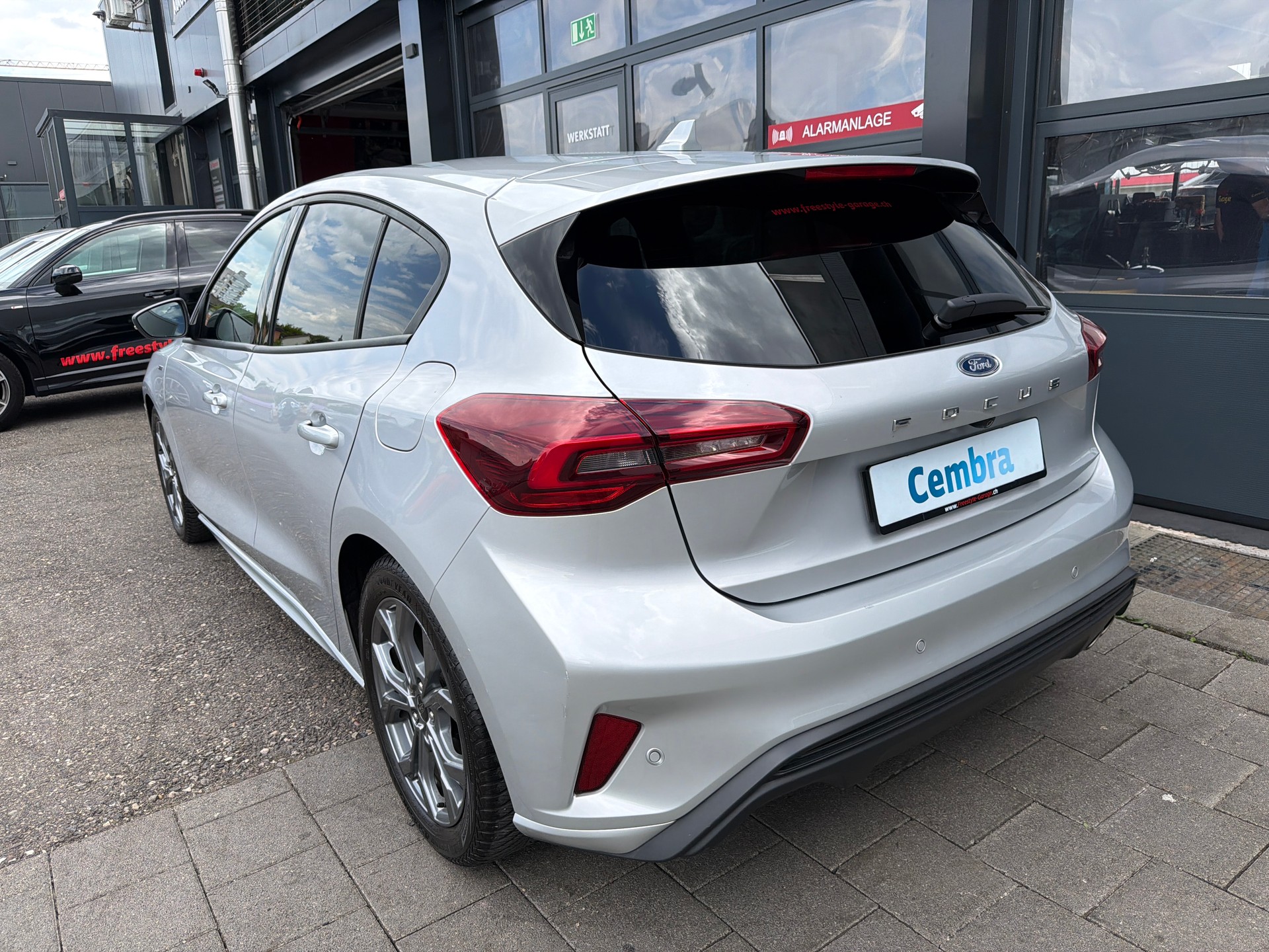 FORD Focus 1.5 TDCi EcoBlue ST-Line Automatic-image-3