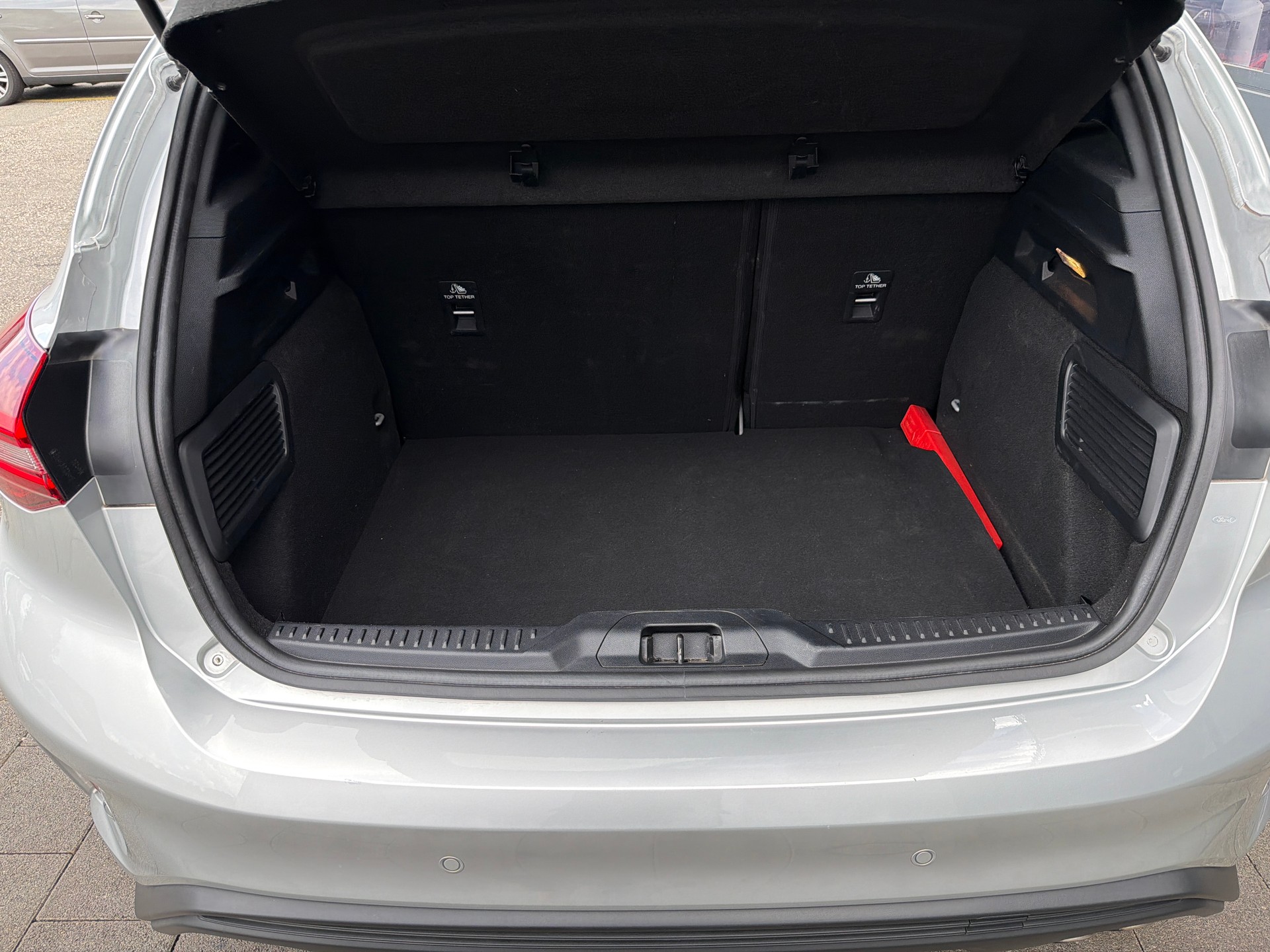 FORD Focus 1.5 TDCi EcoBlue ST-Line Automatic-image-5