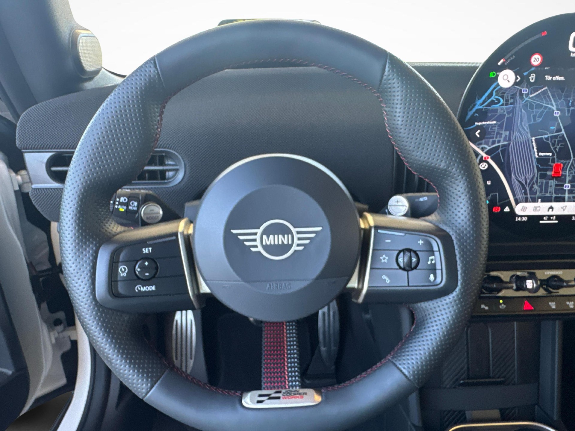 MINI Cabrio F67 2.0i John Cooper Works / ab 3,99% Leasing bei Abschluss einer Protect Autoversicherung-image-13