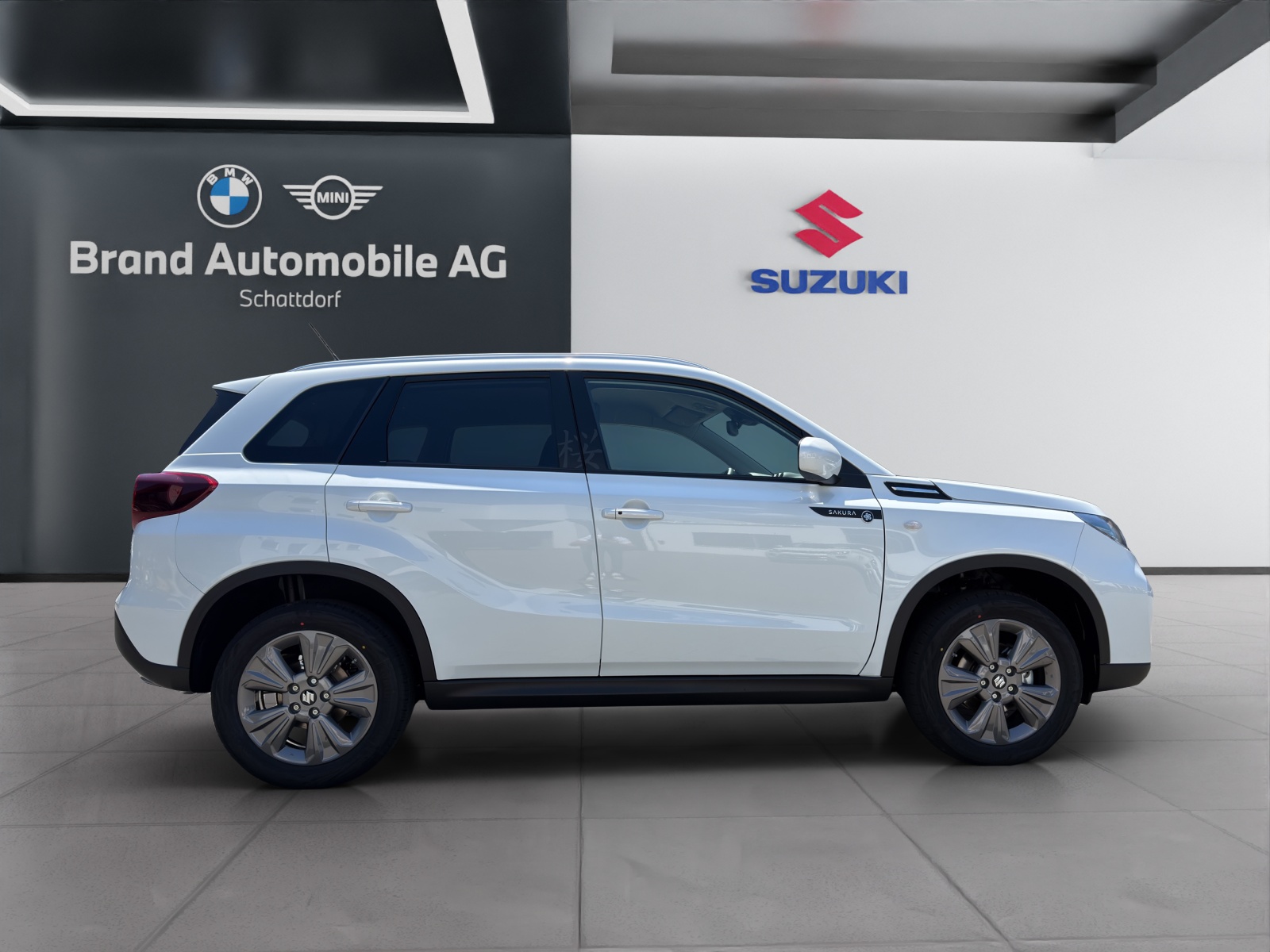 SUZUKI Vitara 1.4 T Sakura Hybrid 4x4-image-5