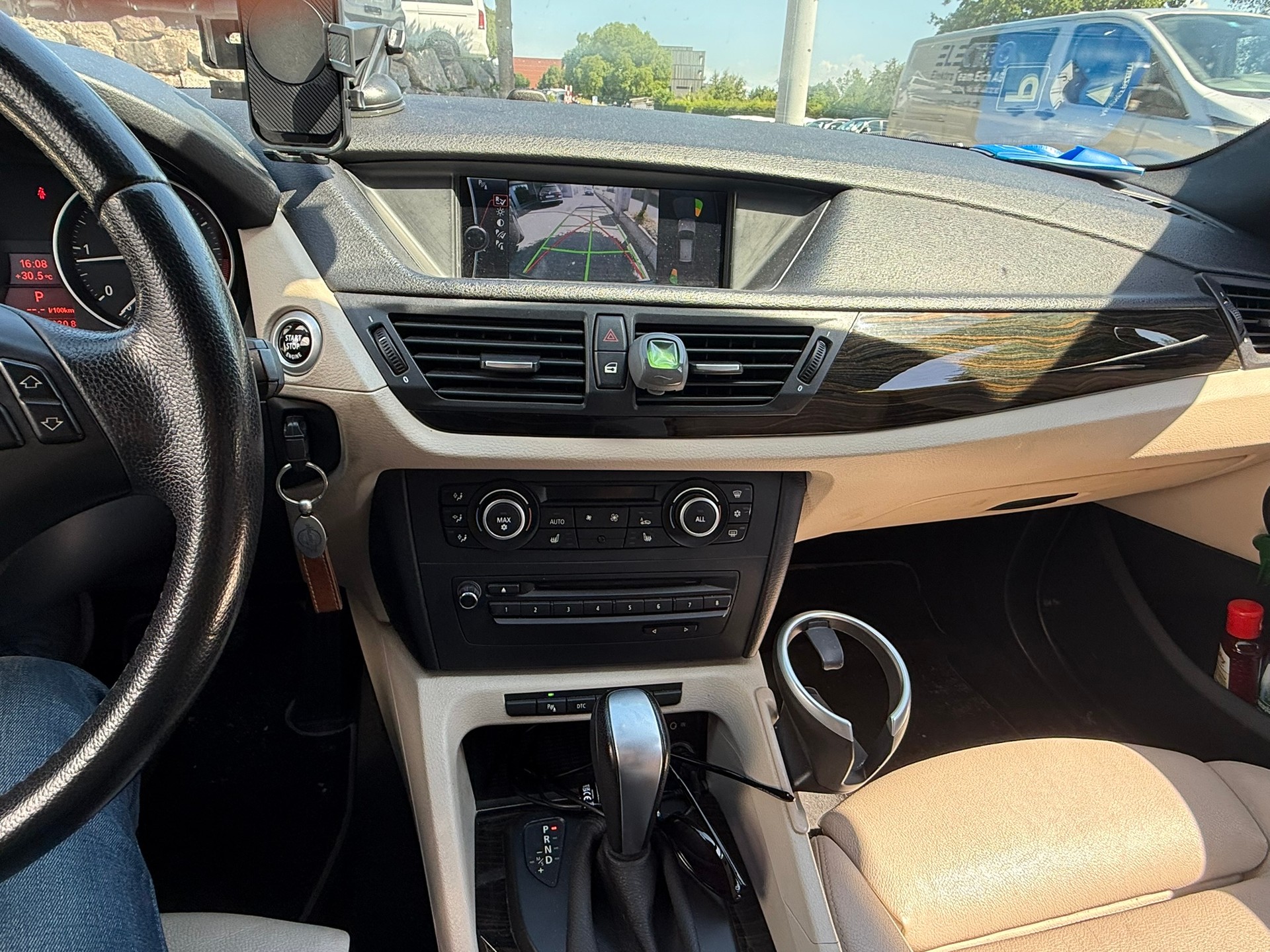 BMW X1 xDrive 23d Steptronic-image-11