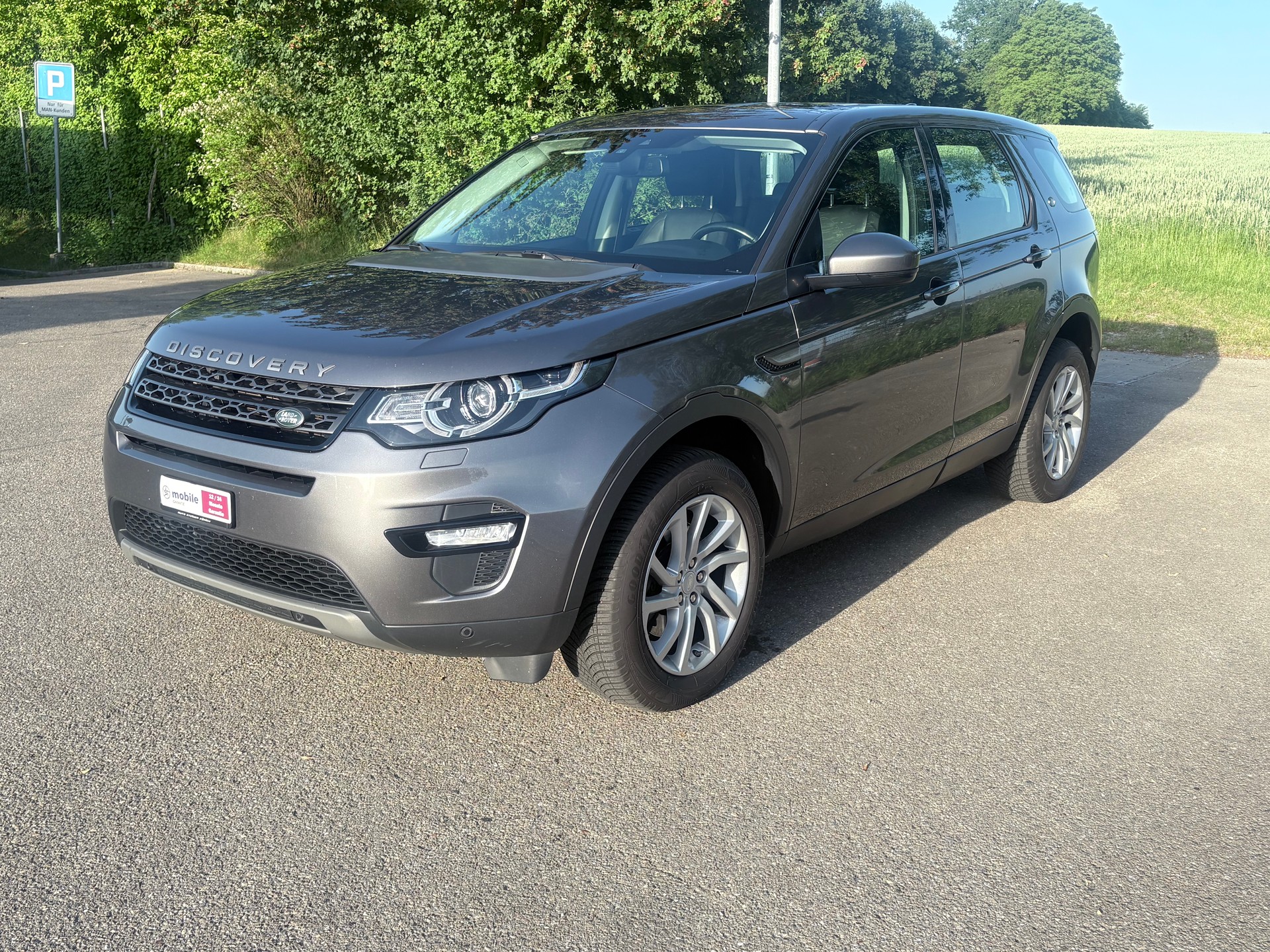 LAND ROVER Discovery Sport 2.0 TD4 Pure AT9-image-1