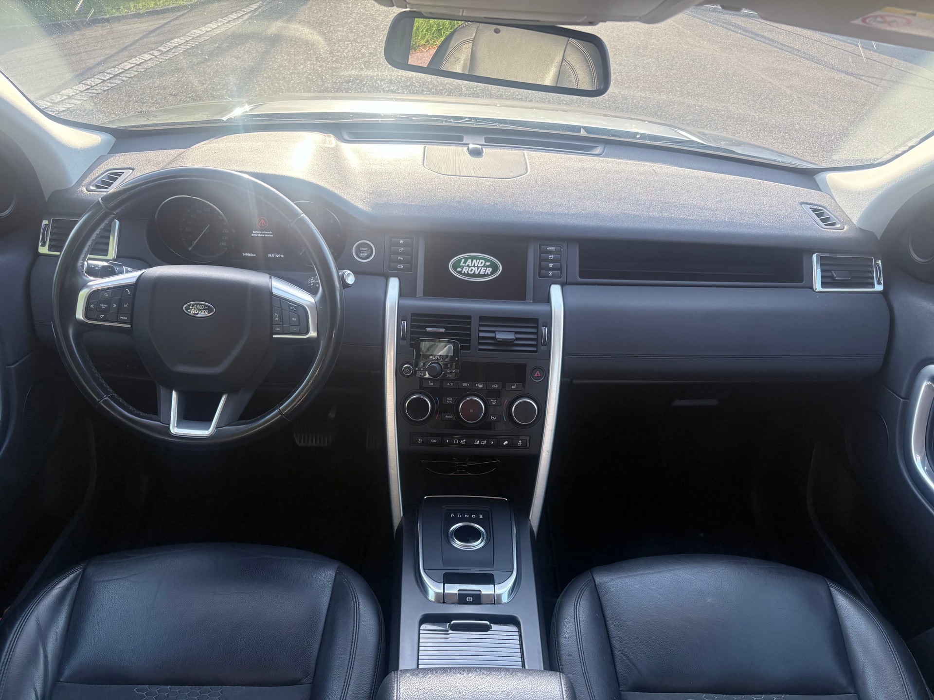 LAND ROVER Discovery Sport 2.0 TD4 Pure AT9-image-9
