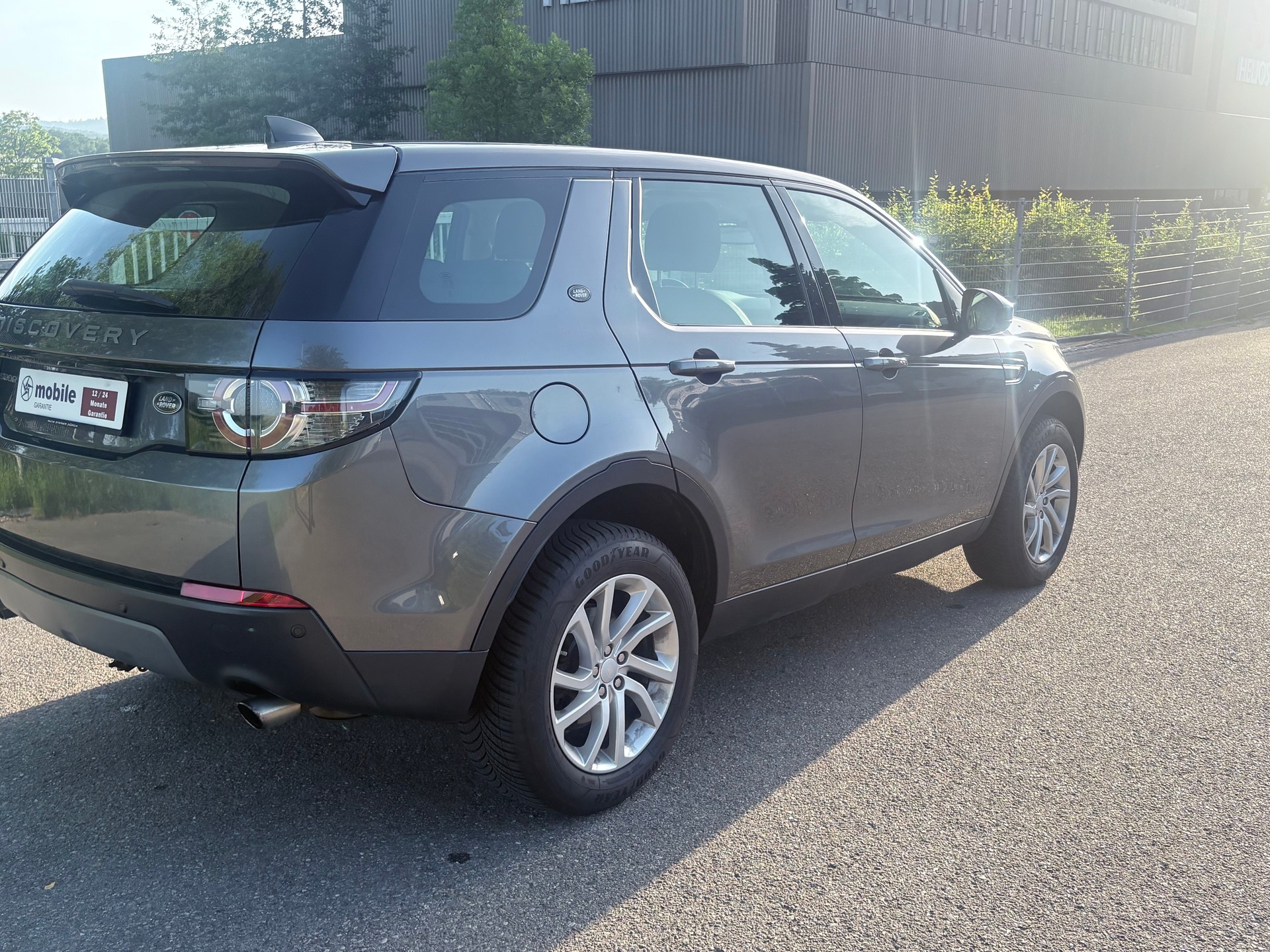 LAND ROVER Discovery Sport 2.0 TD4 Pure AT9-image-6
