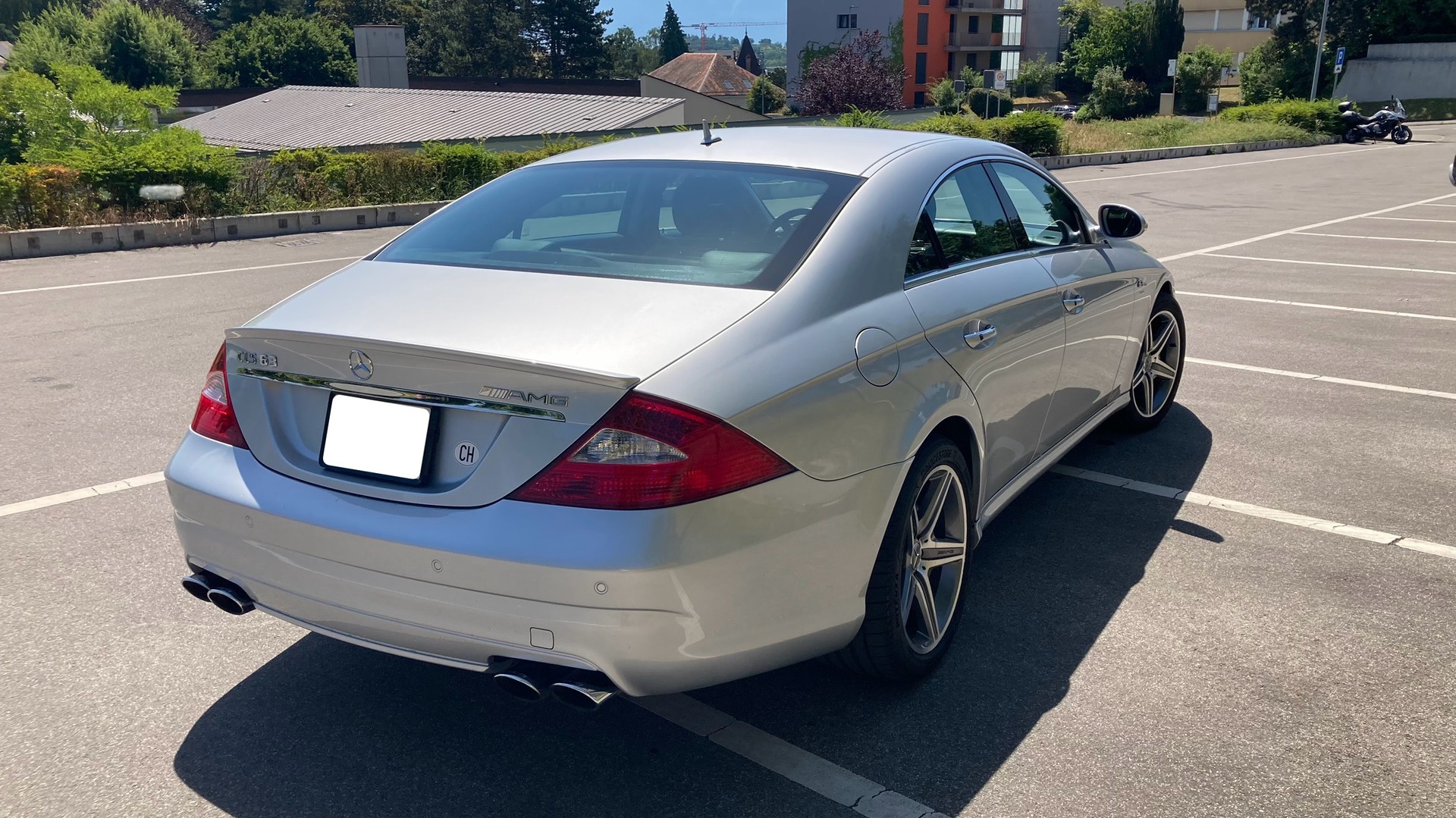 MERCEDES-BENZ CLS 63 V8 AMG-image-3