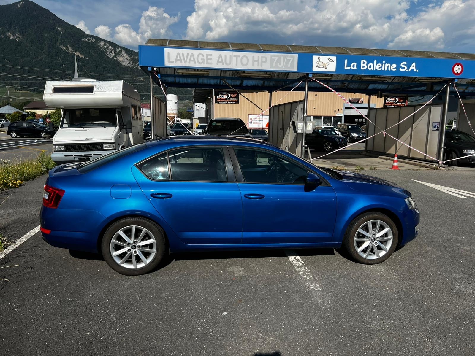 SKODA Octavia 1.8 TSI Ambition DSG-image-2