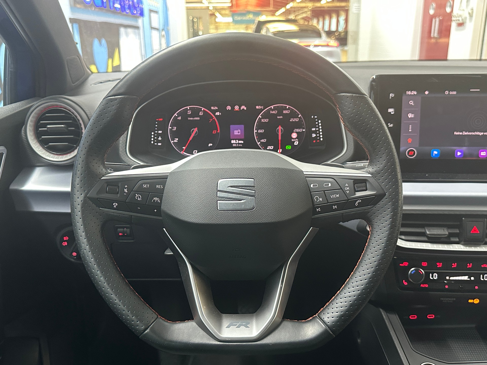 SEAT Ibiza 1.0 EcoTSI FR DSG-image-10