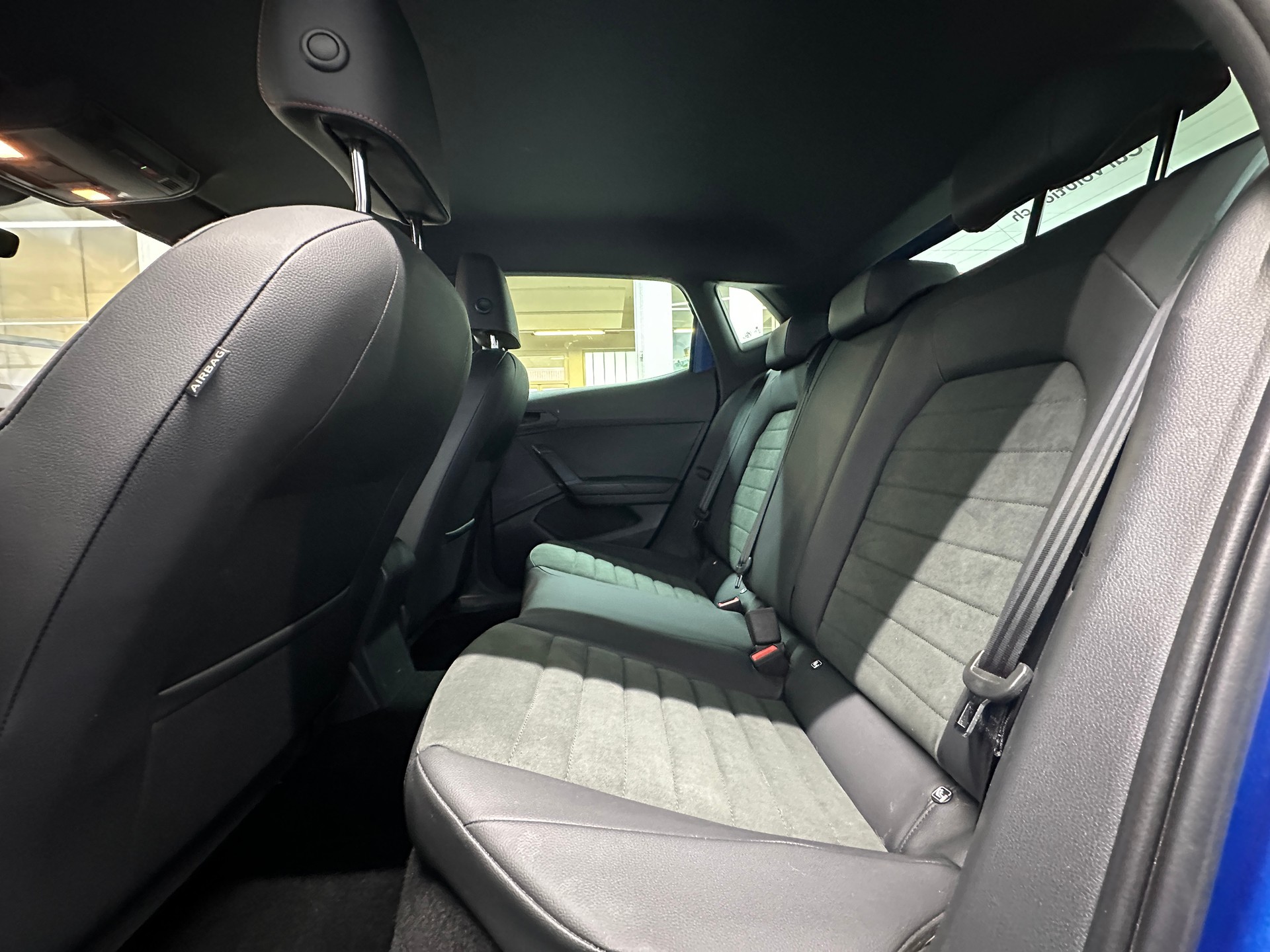 SEAT Ibiza 1.0 EcoTSI FR DSG-image-8