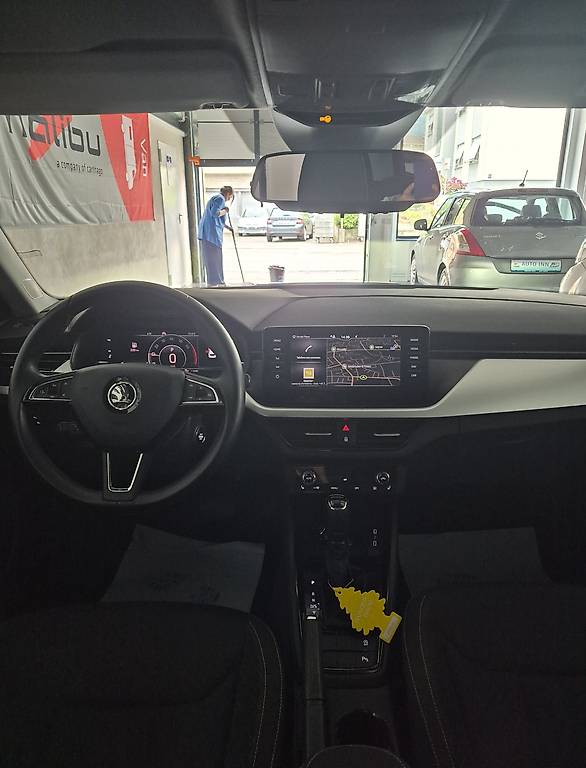 SKODA Kamiq 1.5 TSI ACT Ambition DSG - AUTOMATICA-image-3
