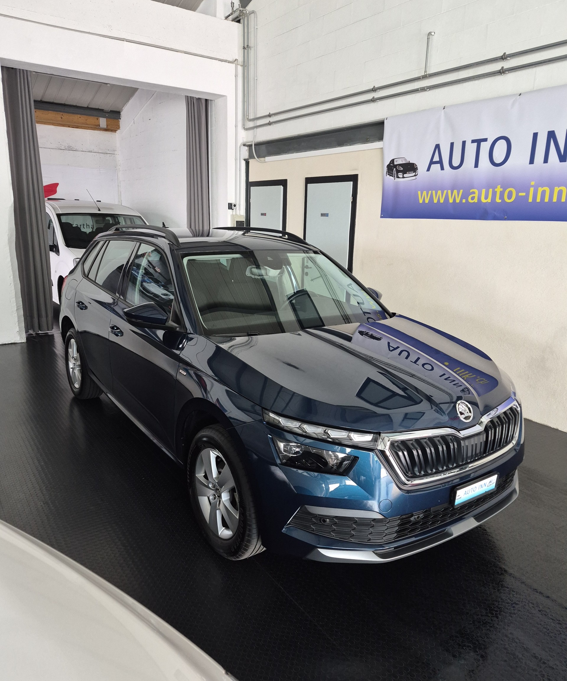 SKODA Kamiq 1.5 TSI ACT Ambition DSG - AUTOMATICA-image-0