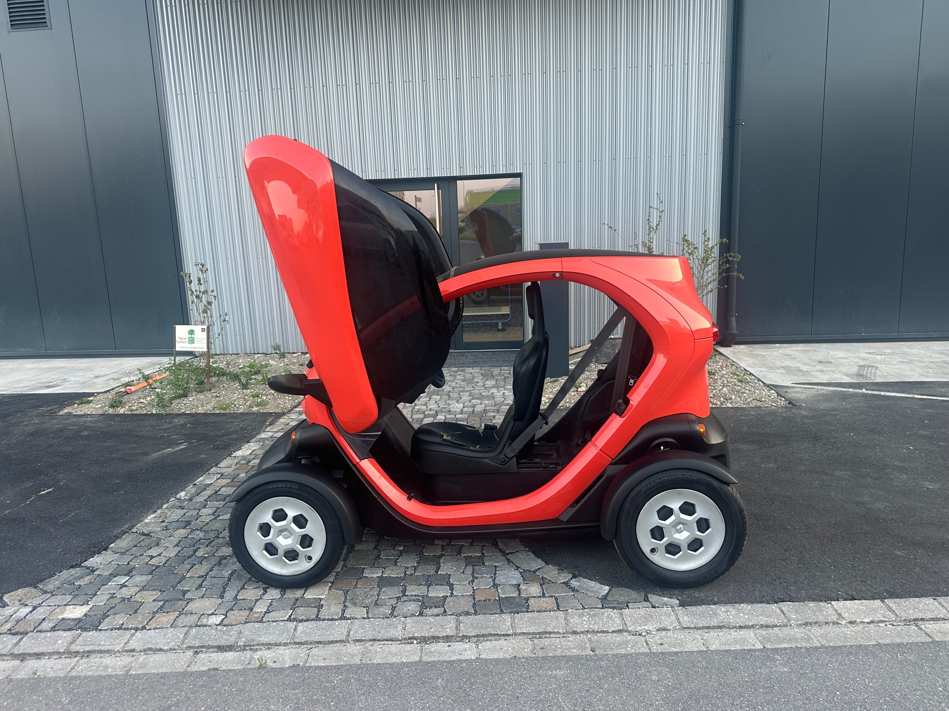 RENAULT Twizy Z.E. Sport Edition (Batterie Super )-image-7